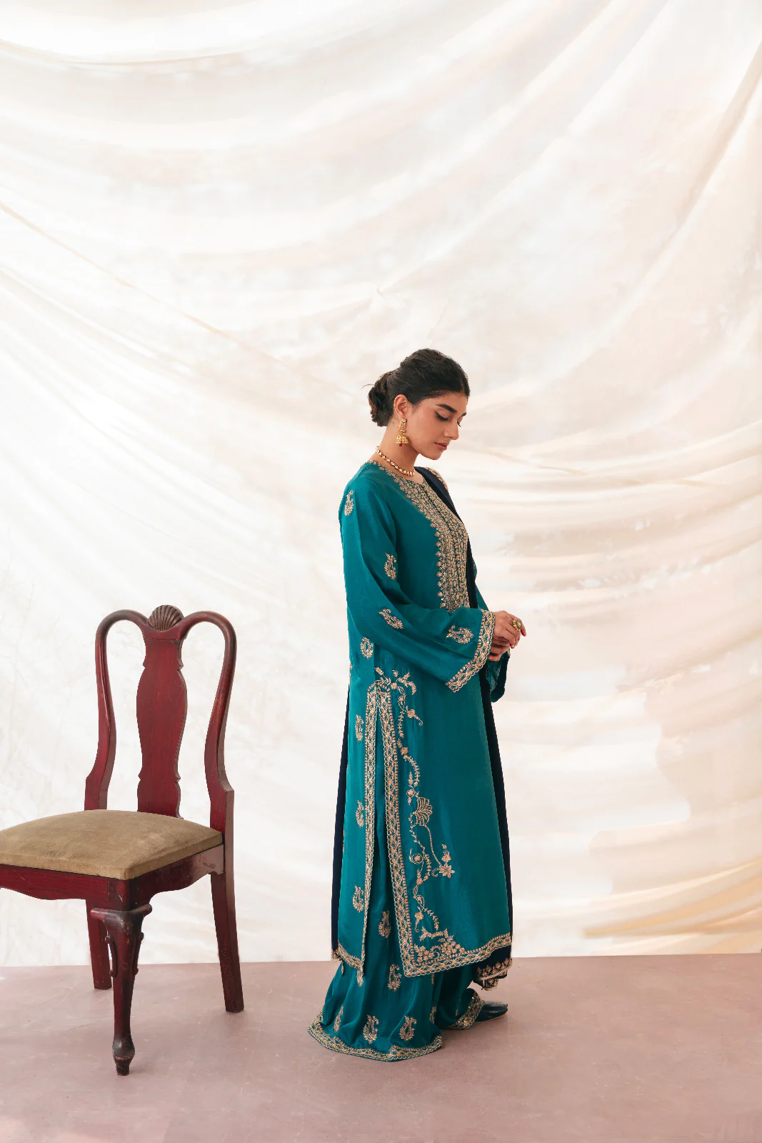 Aneesa - Image 3