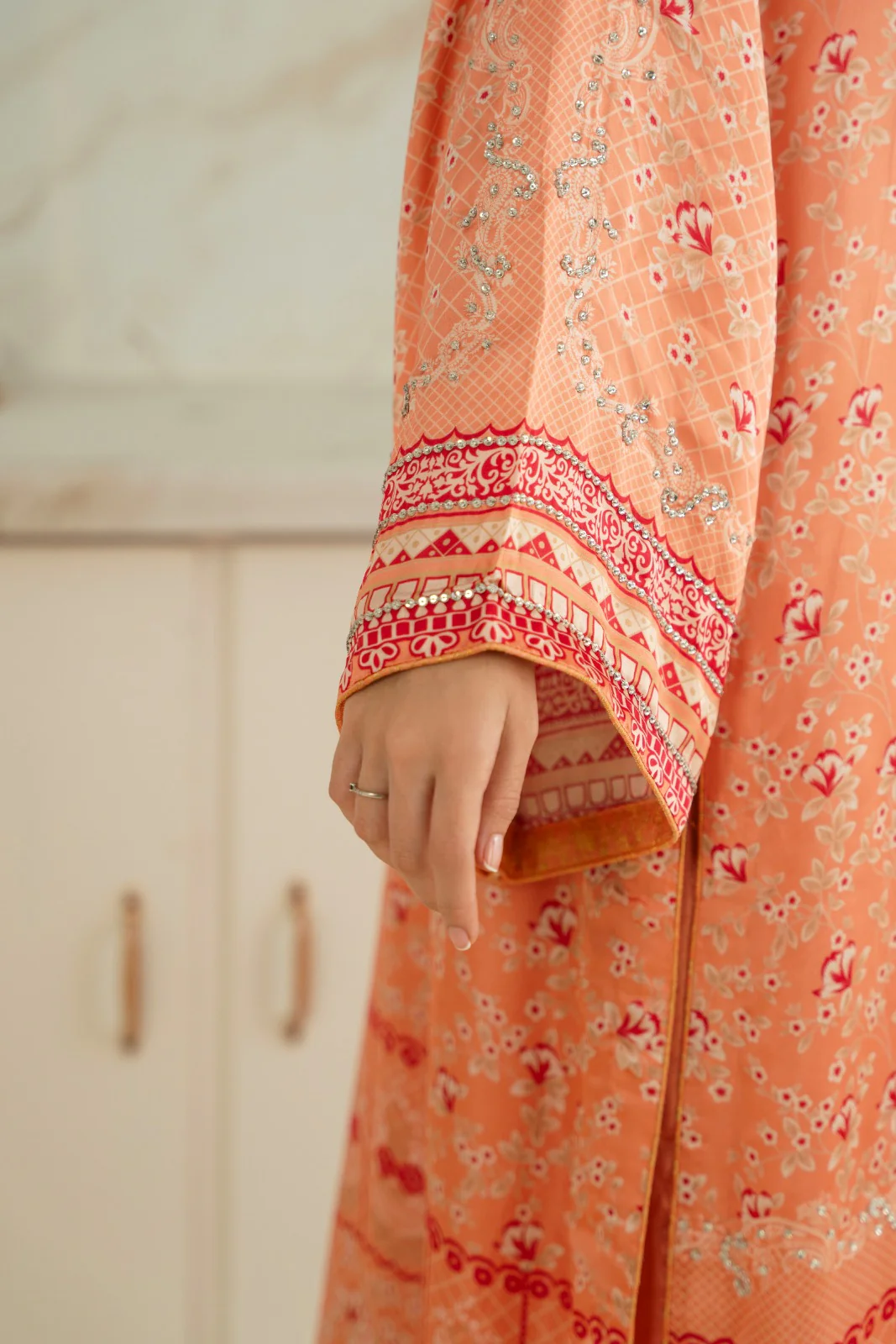 Azaa Silk - Image 4