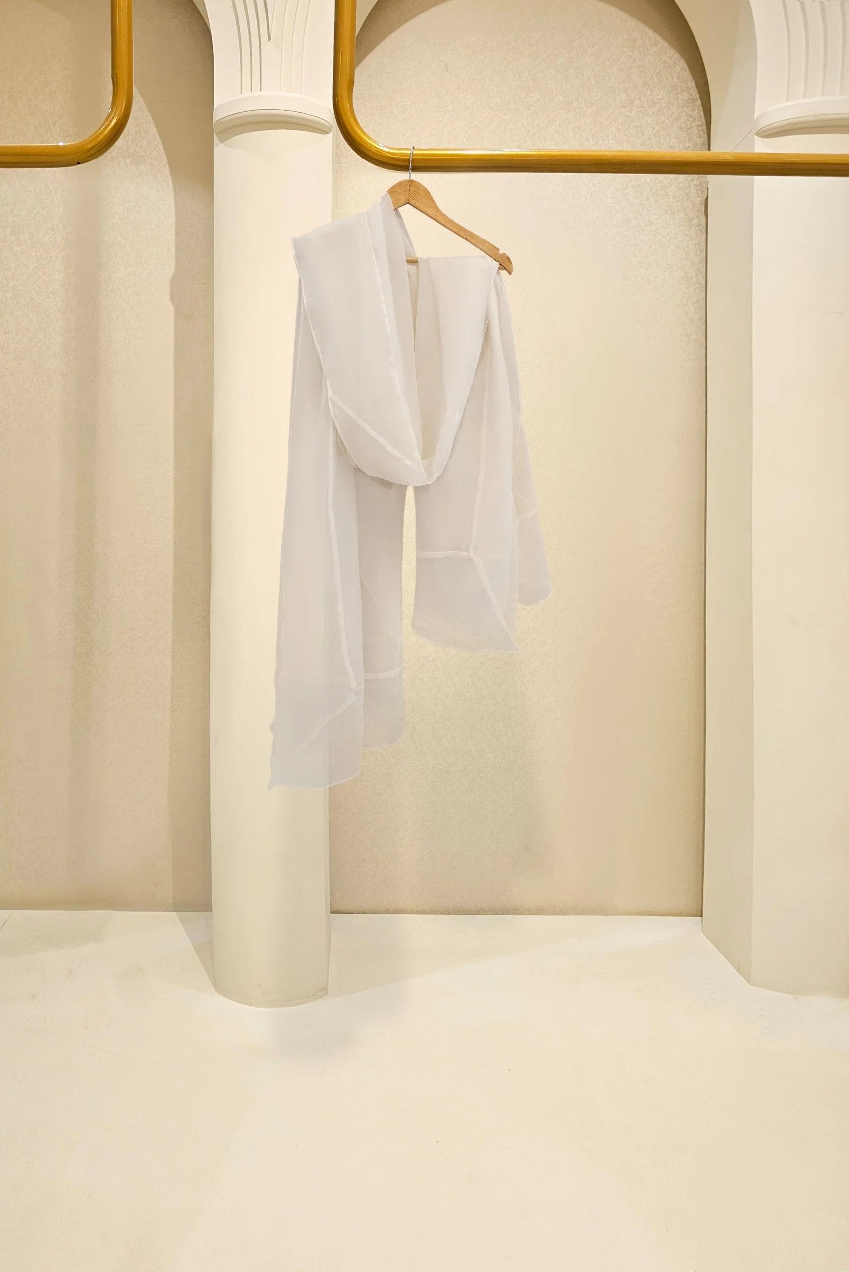 Azira - Image 6