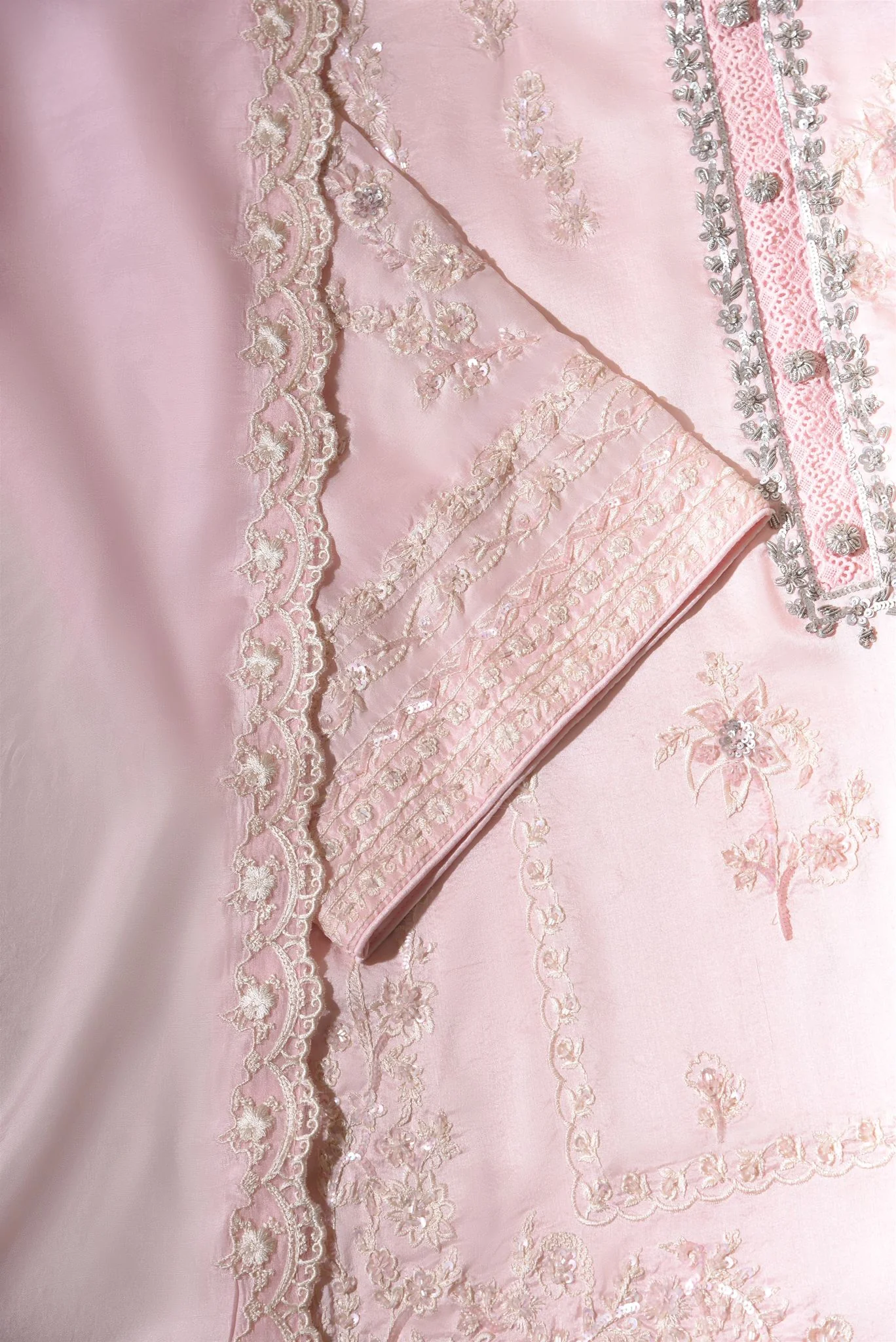 Blush Pink Lilly - Image 3