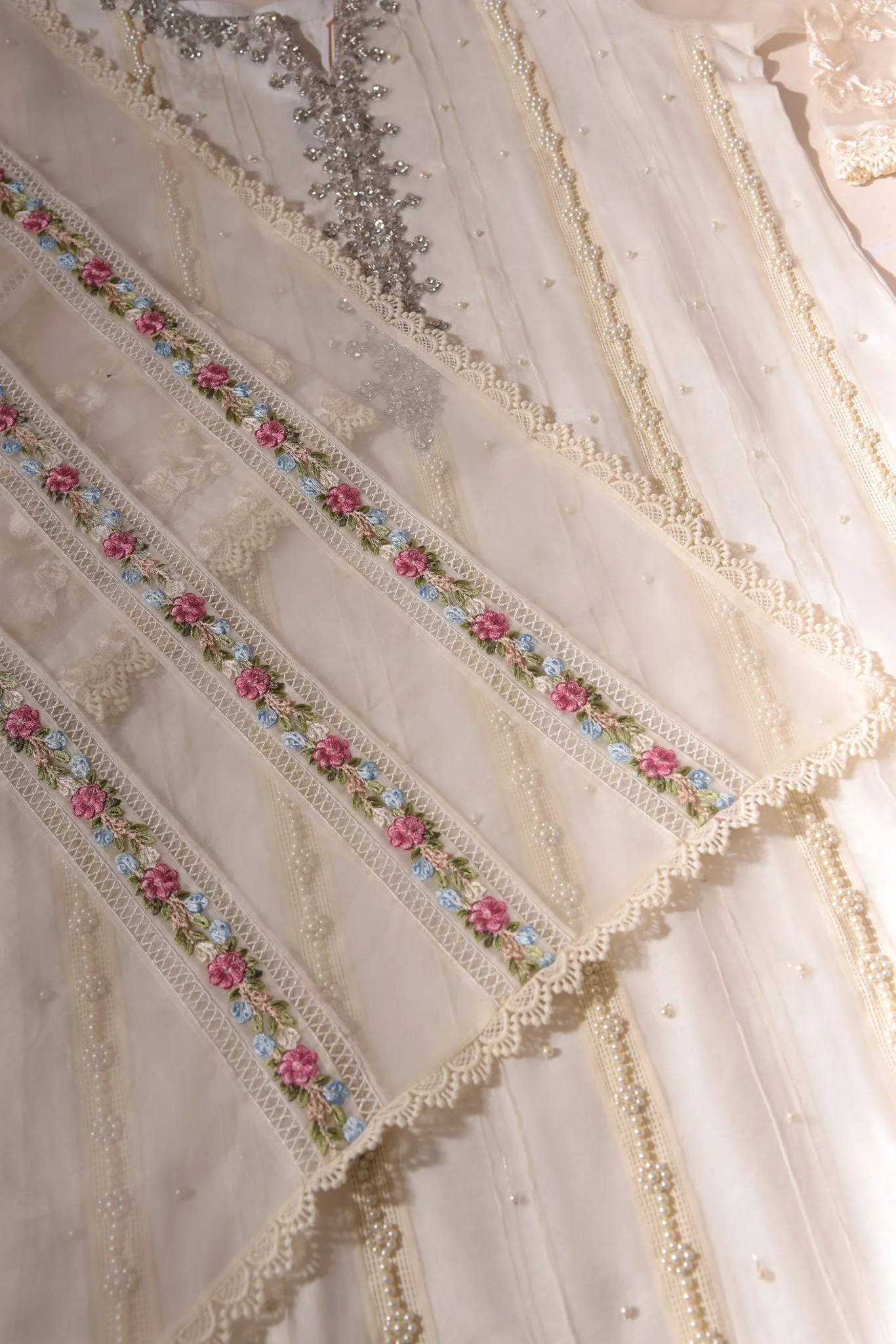 Charmante Ivory - Image 4