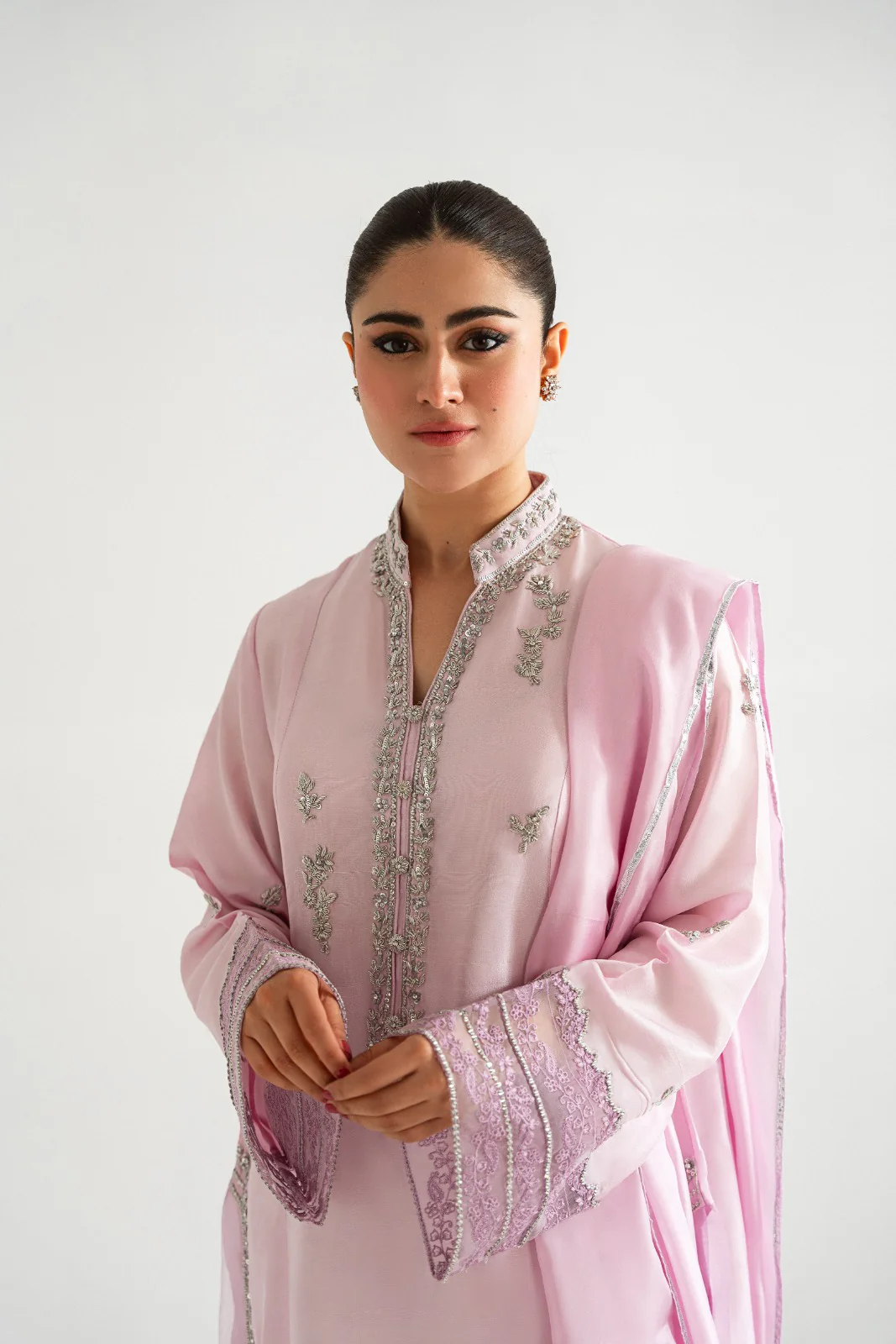 Farahnaaz - Image 2