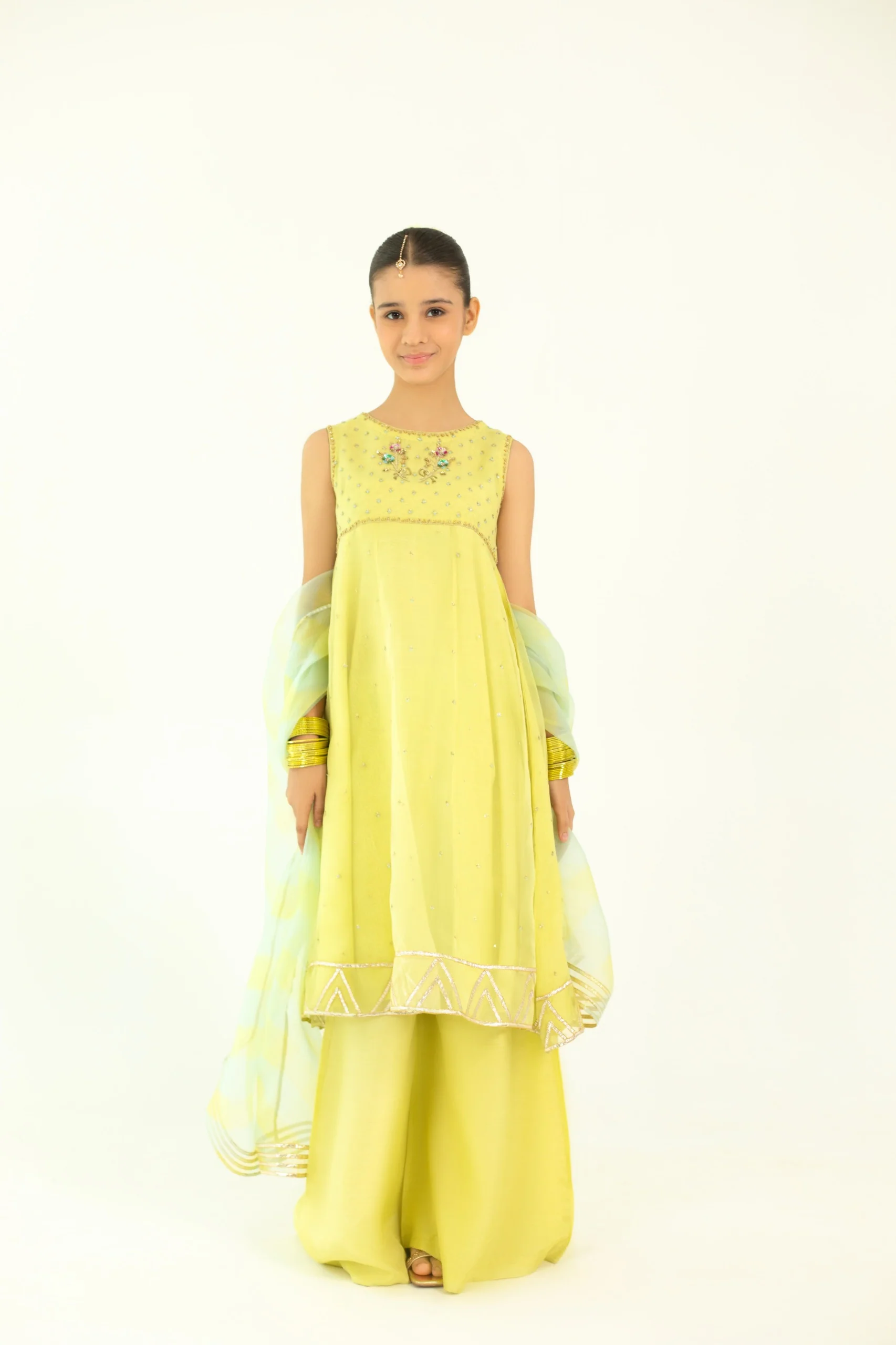 Flora K - Image 2