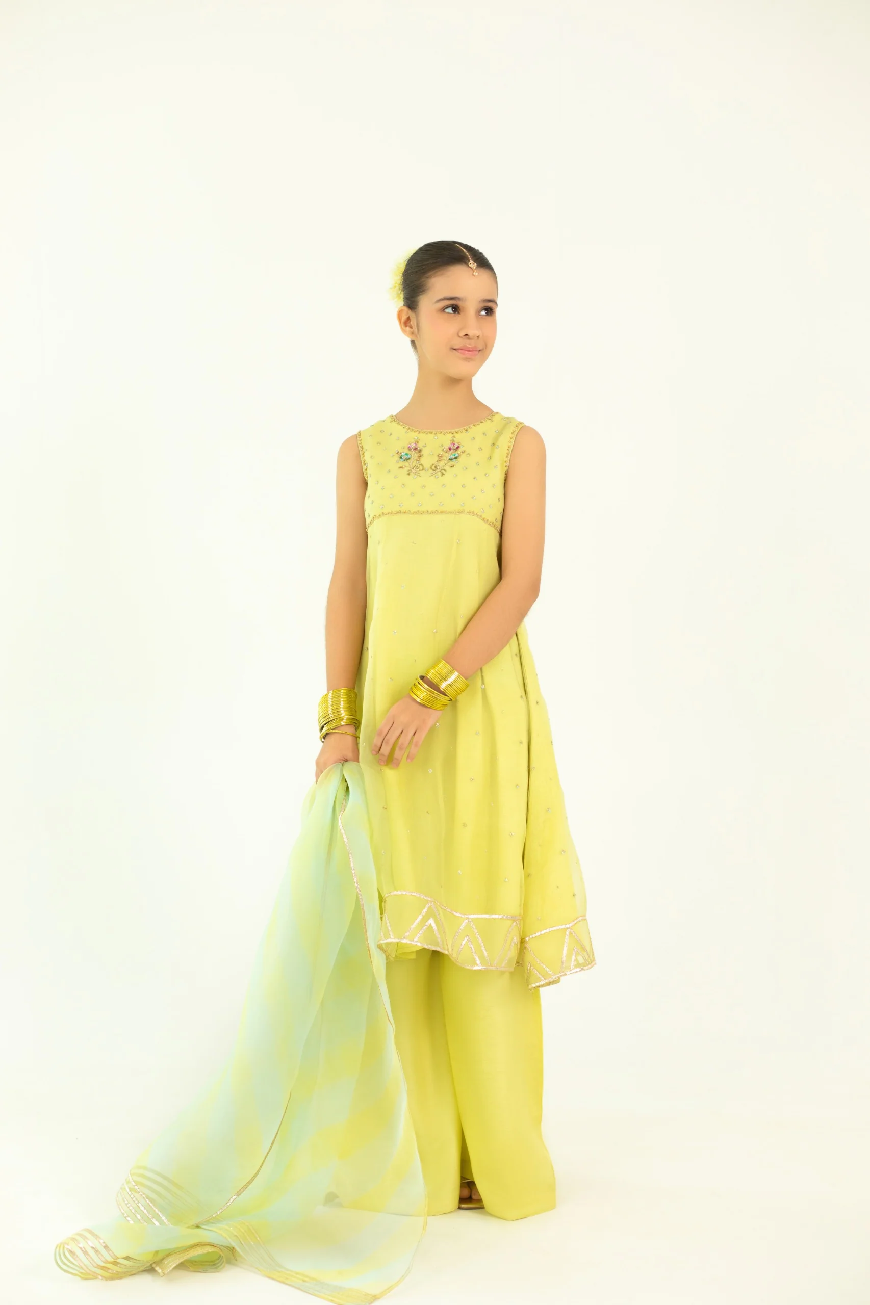 Flora K - Image 4