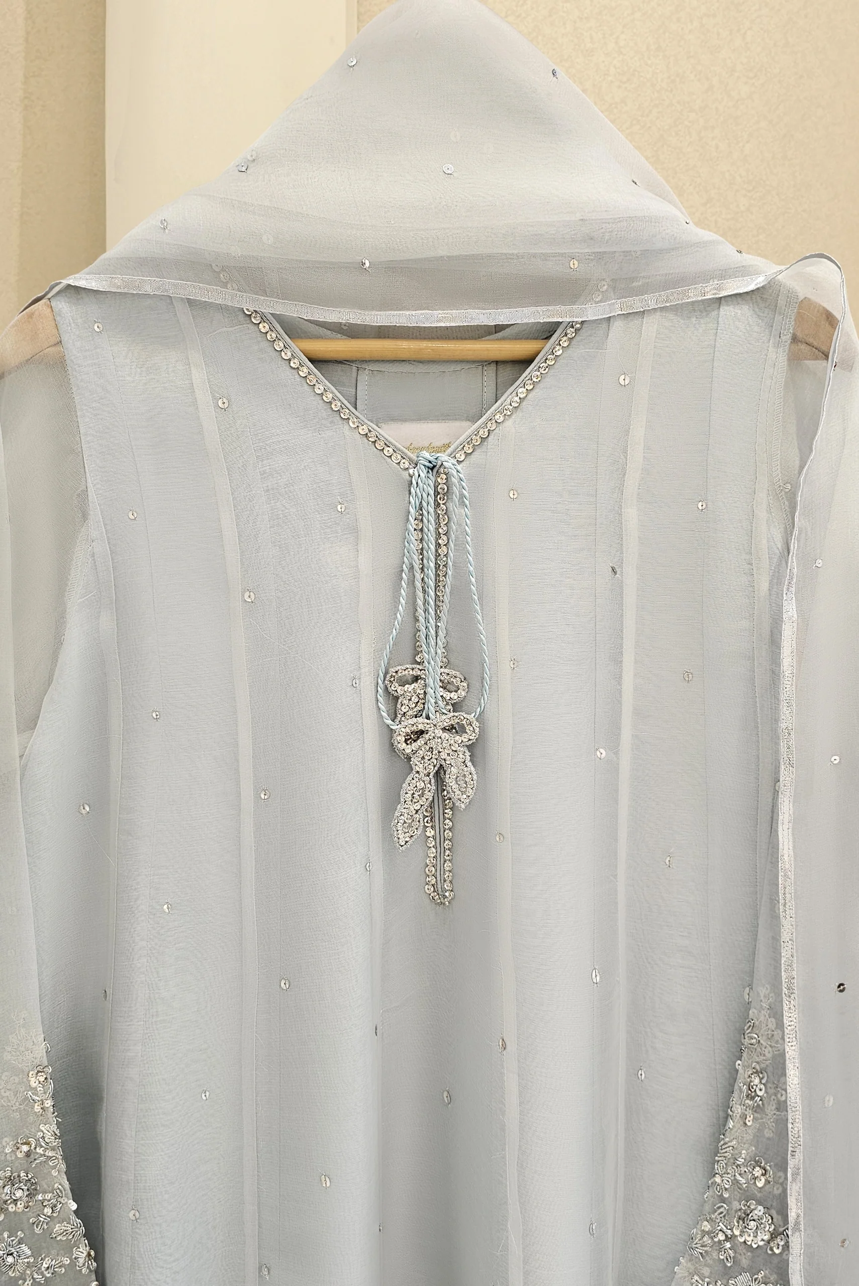 Grey Swan - Image 2