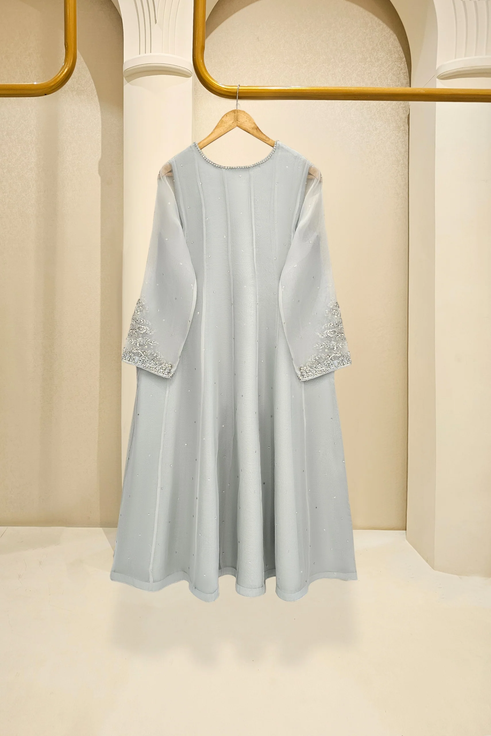 Grey Swan - Image 5