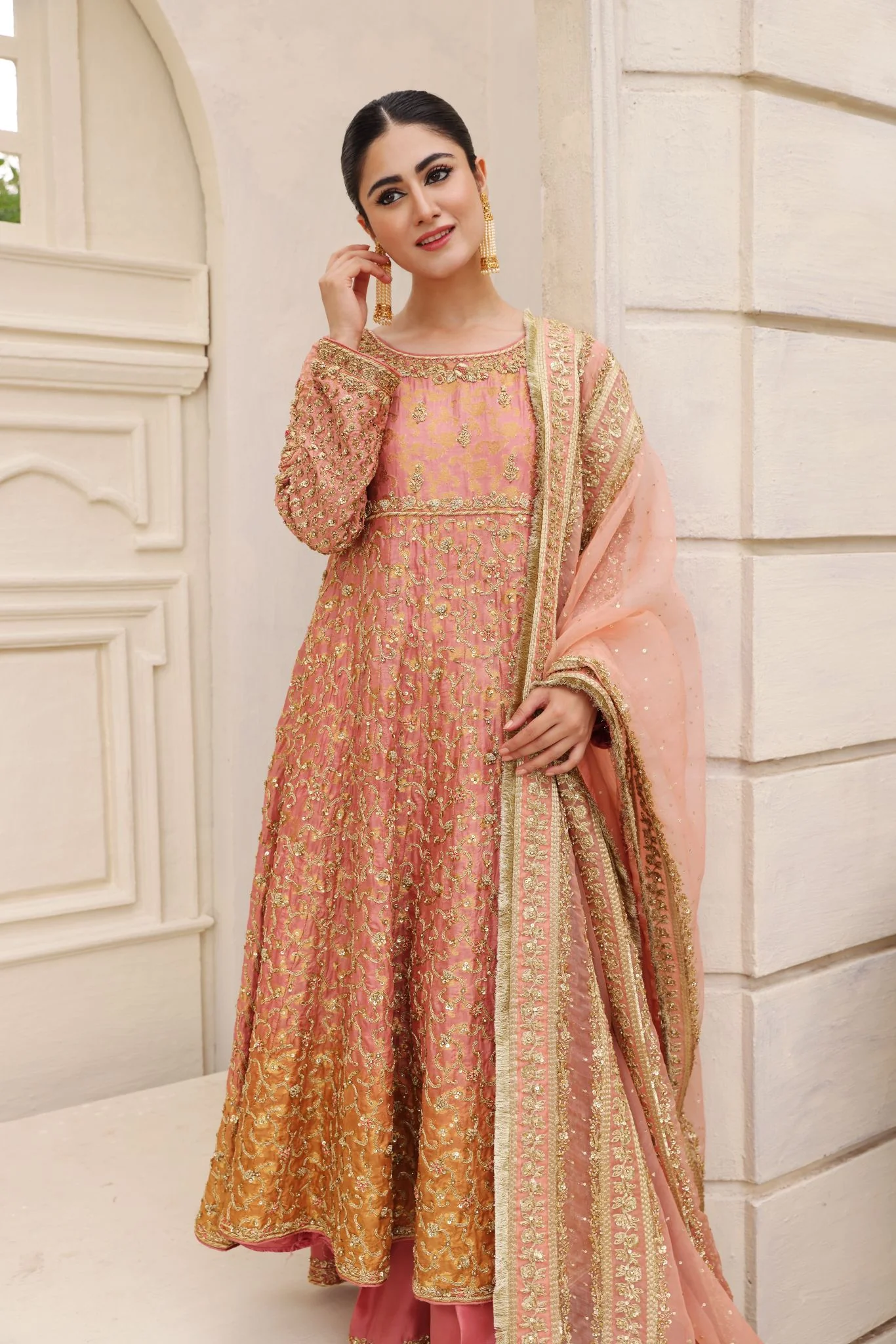 Gul Brocade