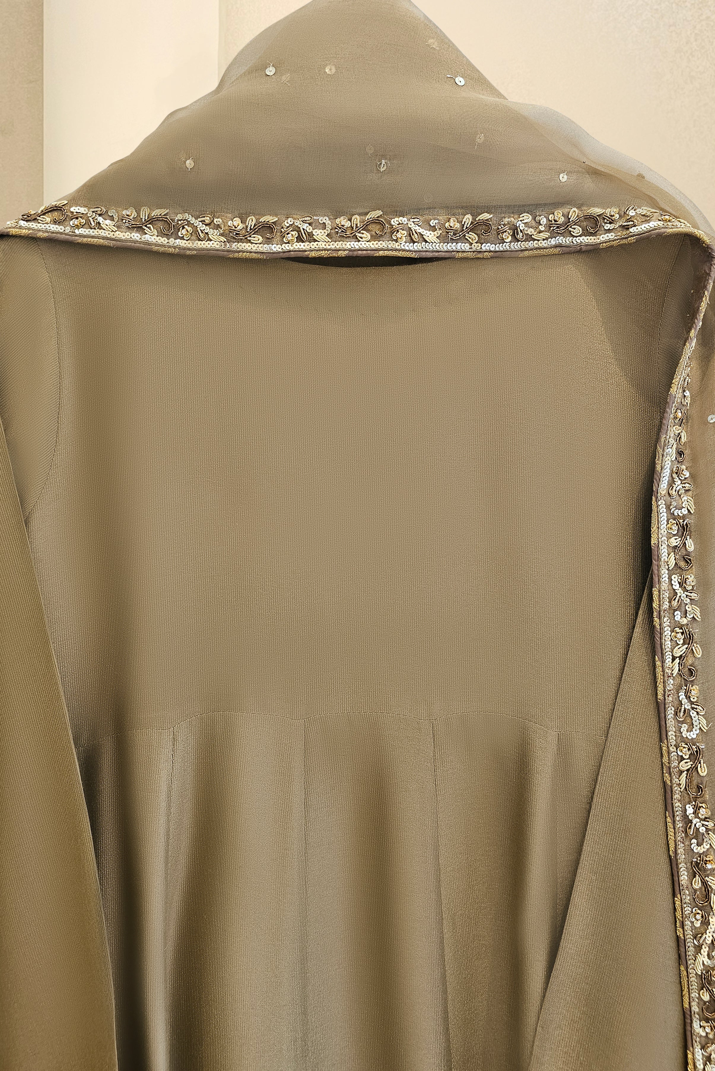 Heena ( Golden Brown ) - Image 2