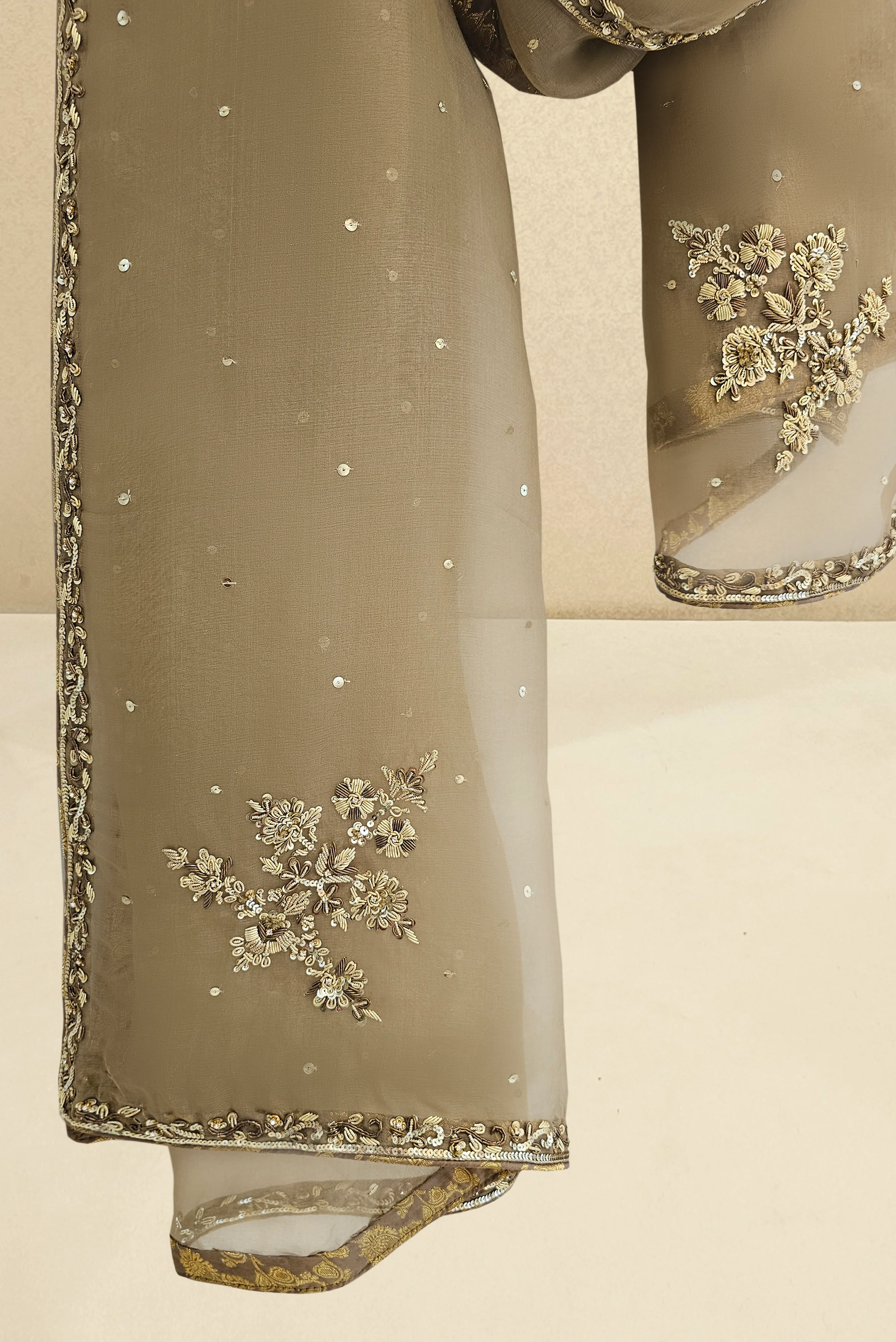 Heena ( Golden Brown ) - Image 5