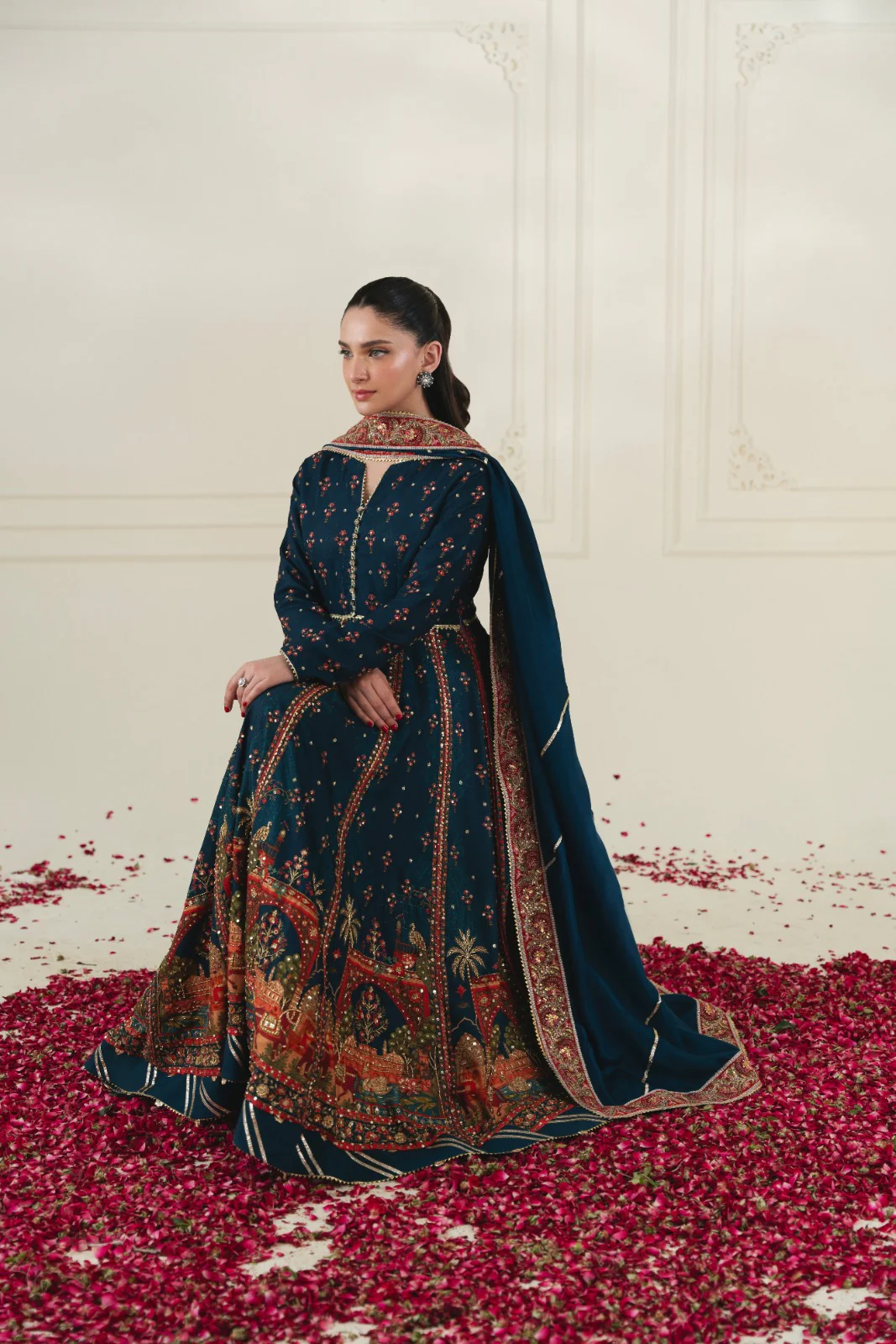 Henah Naz - Image 3