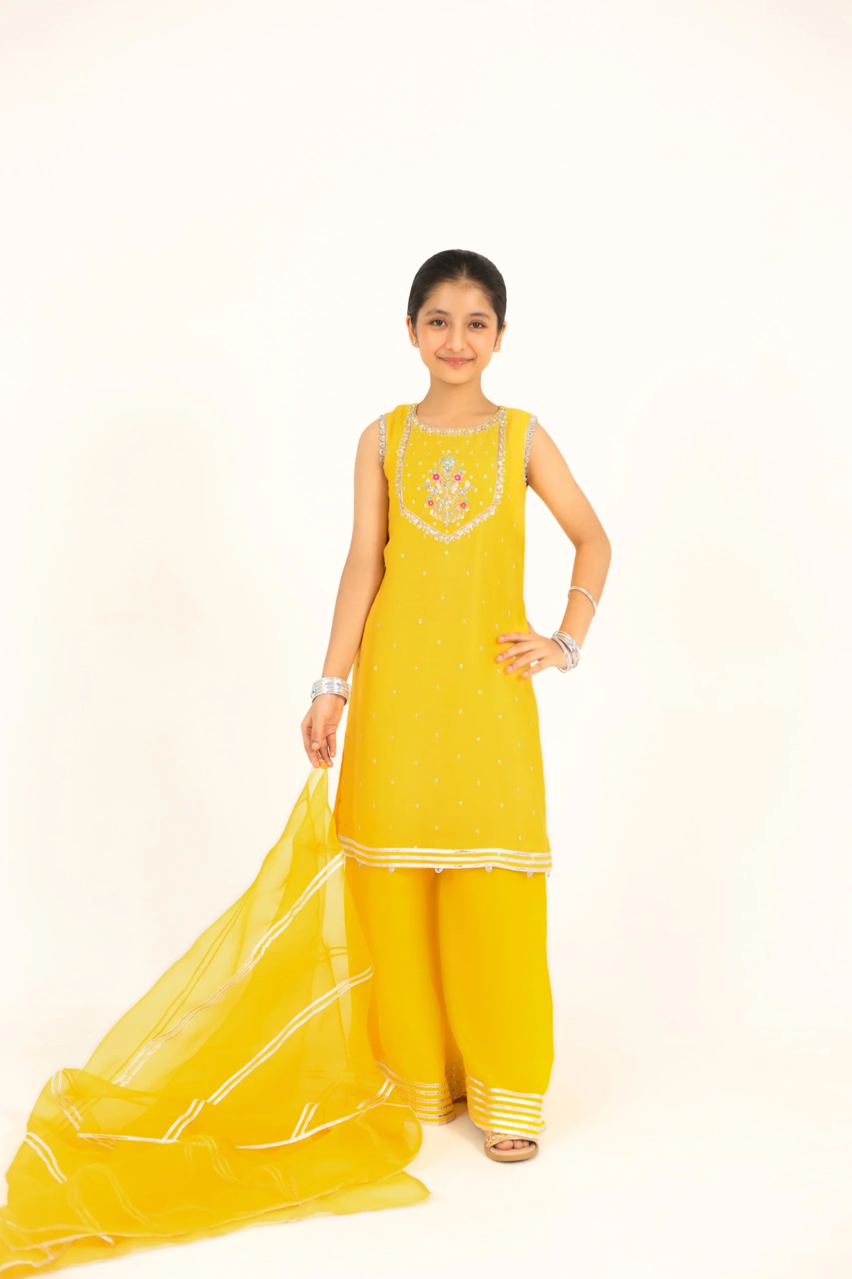 Hina K - Image 3