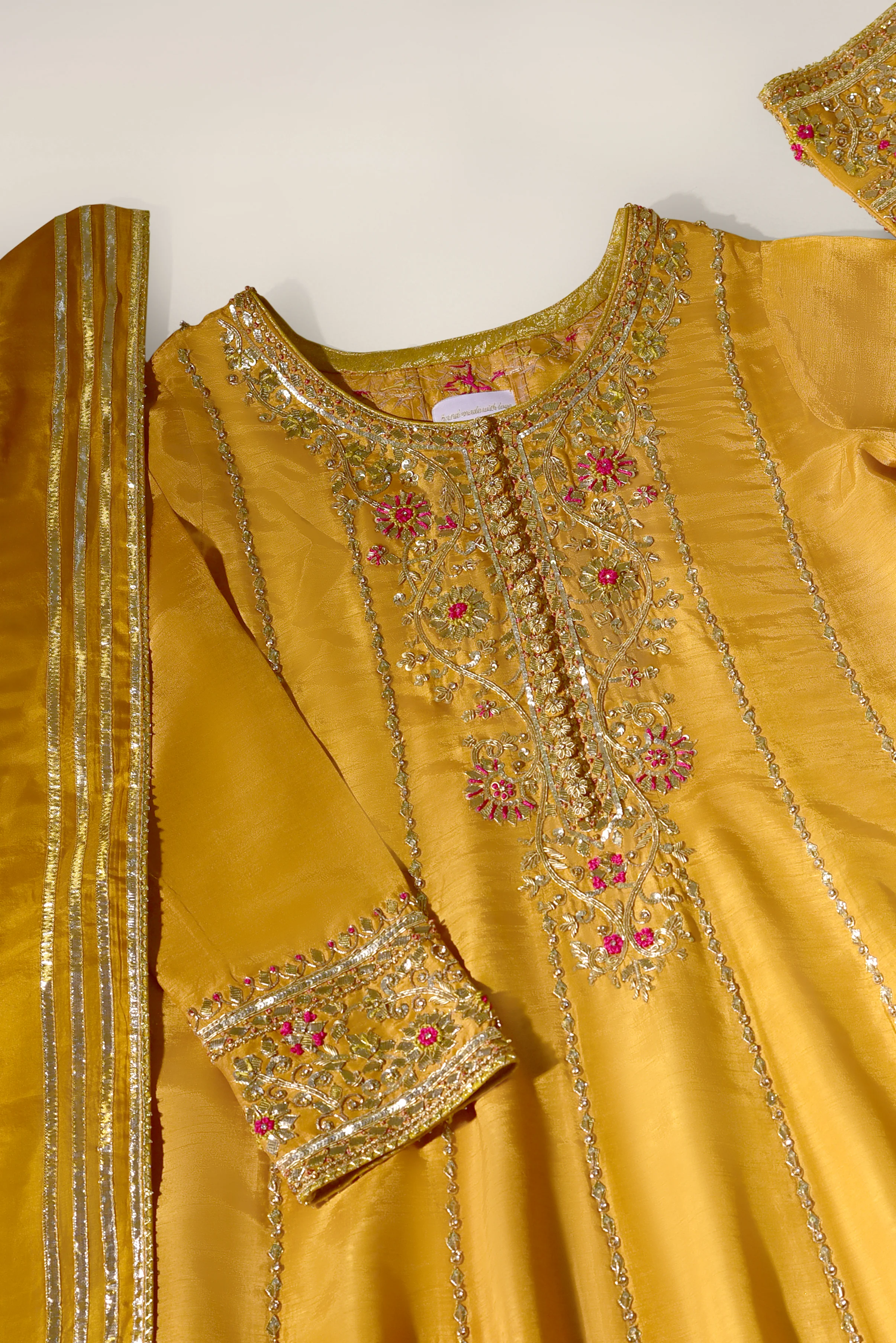 Husna Gotah - Image 2