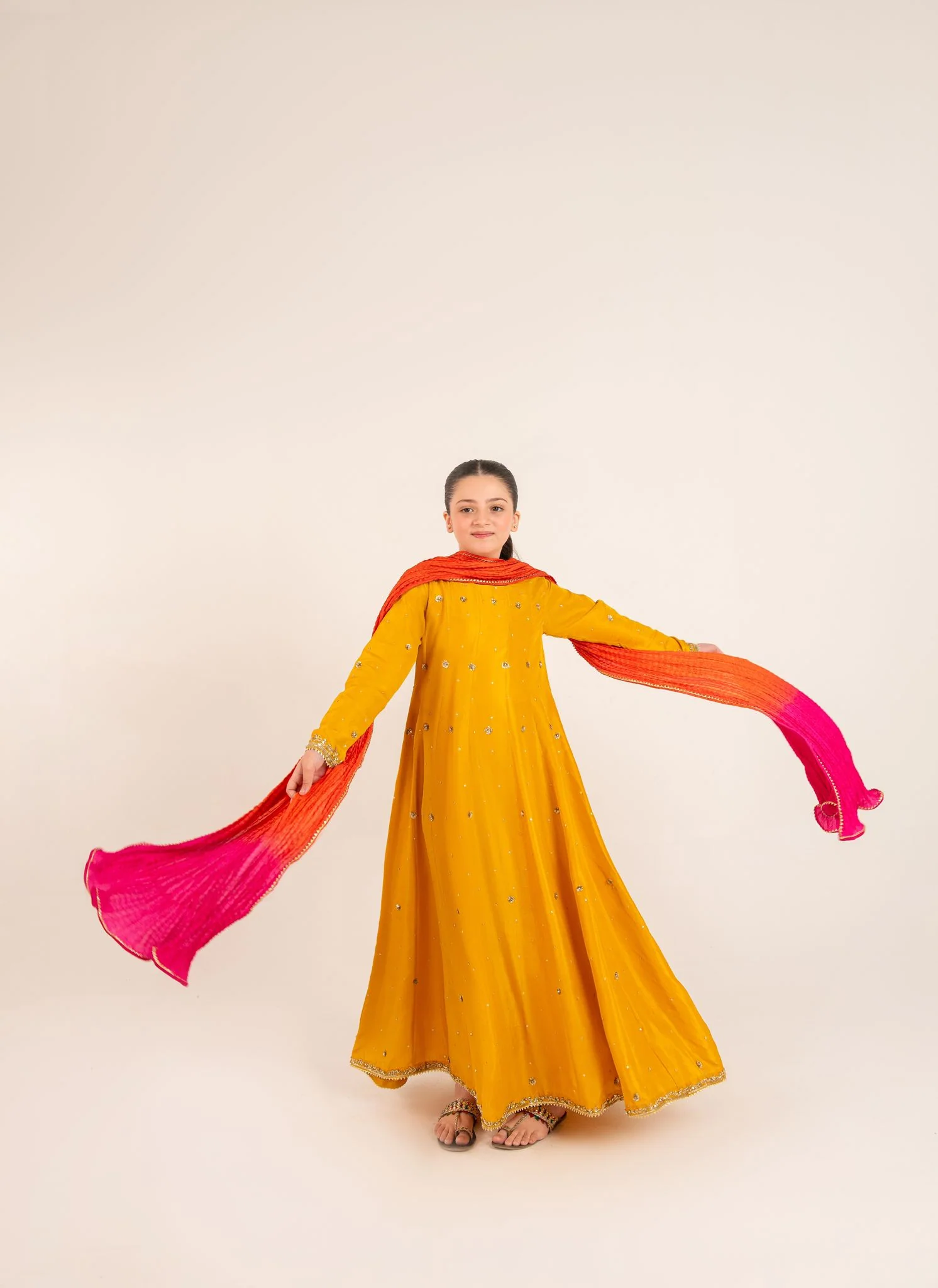 Inaya Mustard Pishwas - K - Image 4