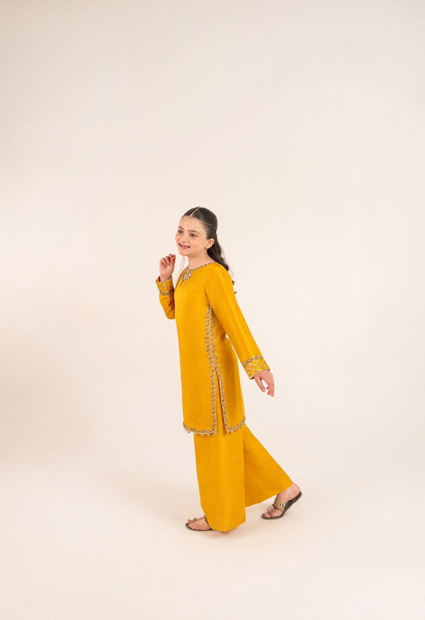 Inaya Mustard Yellow Gotah - K - Image 3