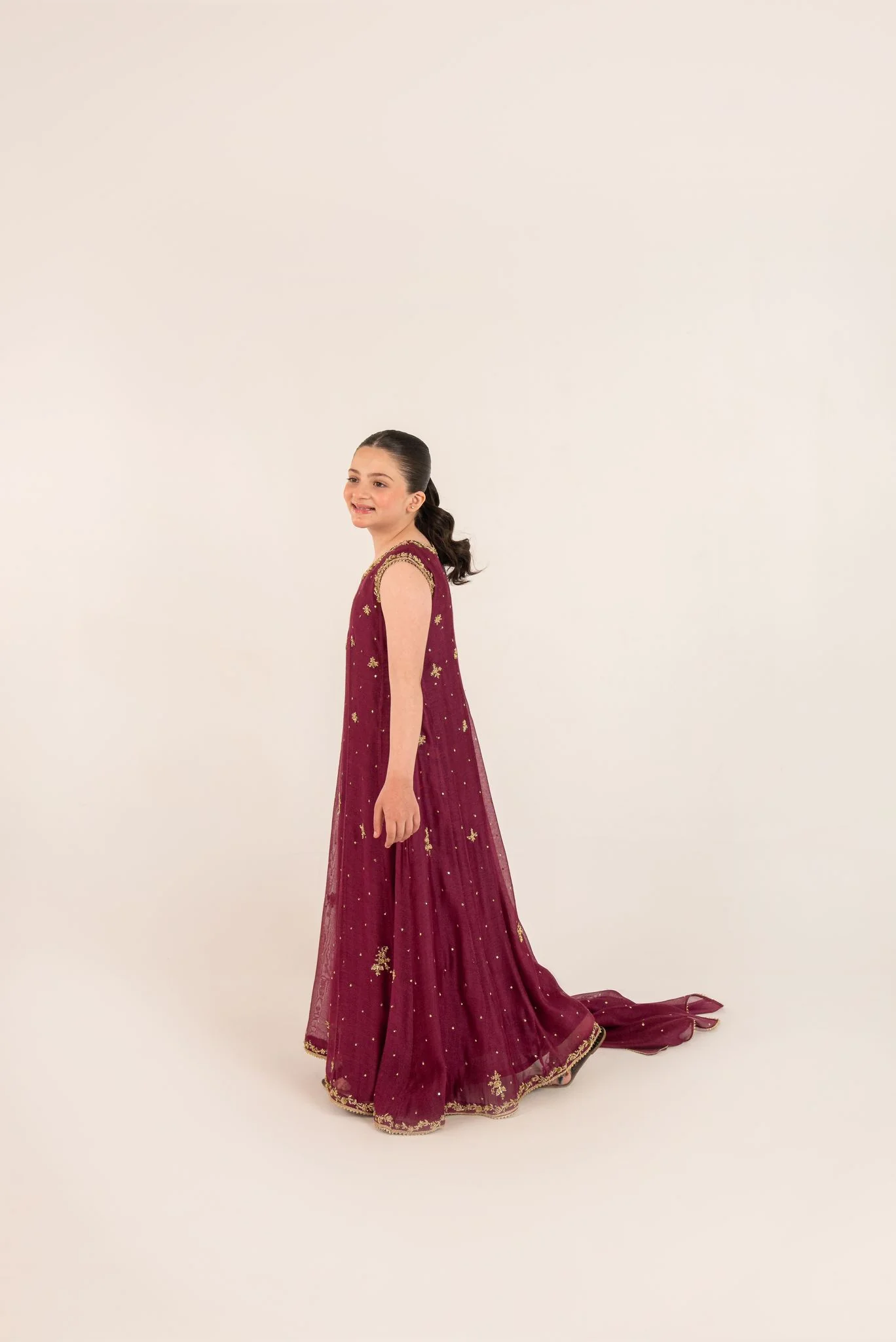 Inaya Plum - K - Image 4