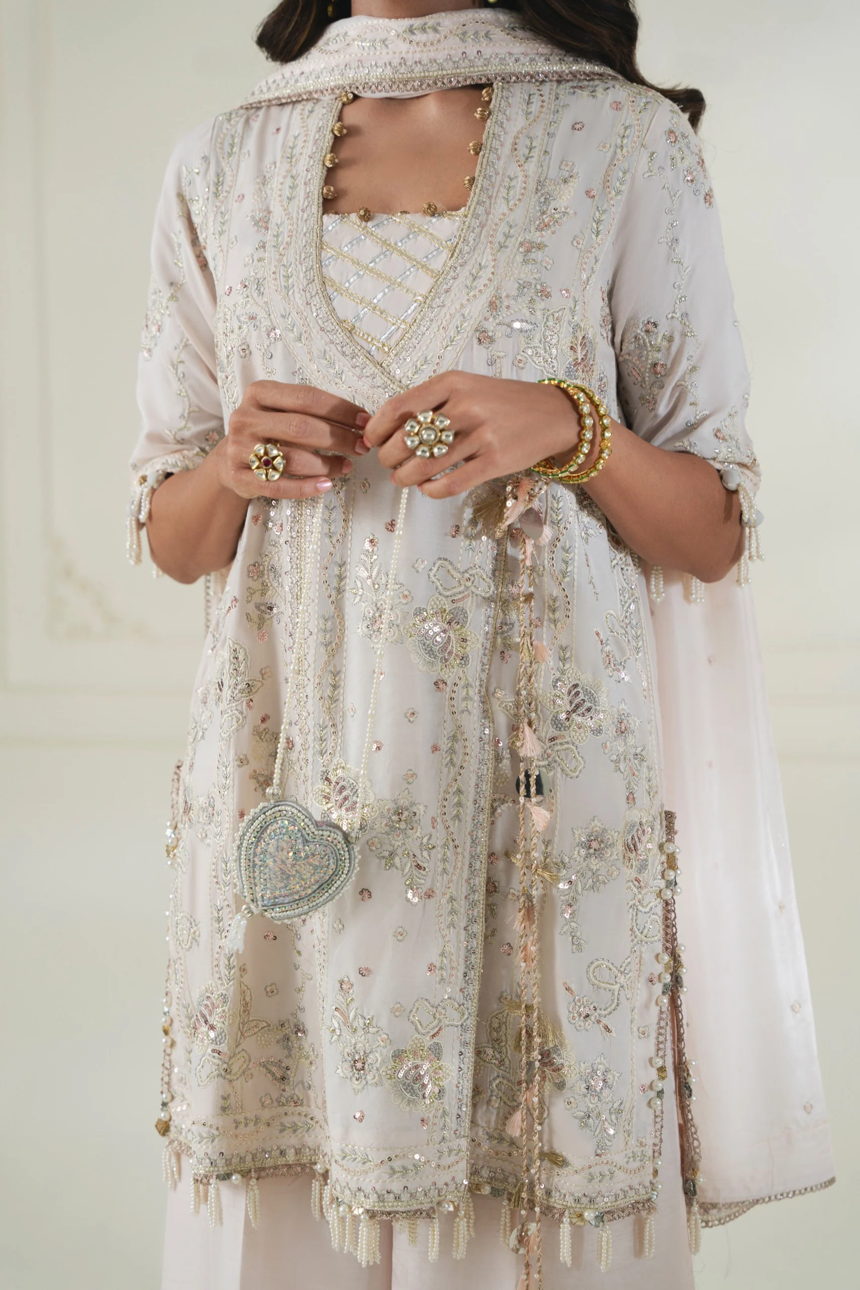 Ivory Naaz - Image 4