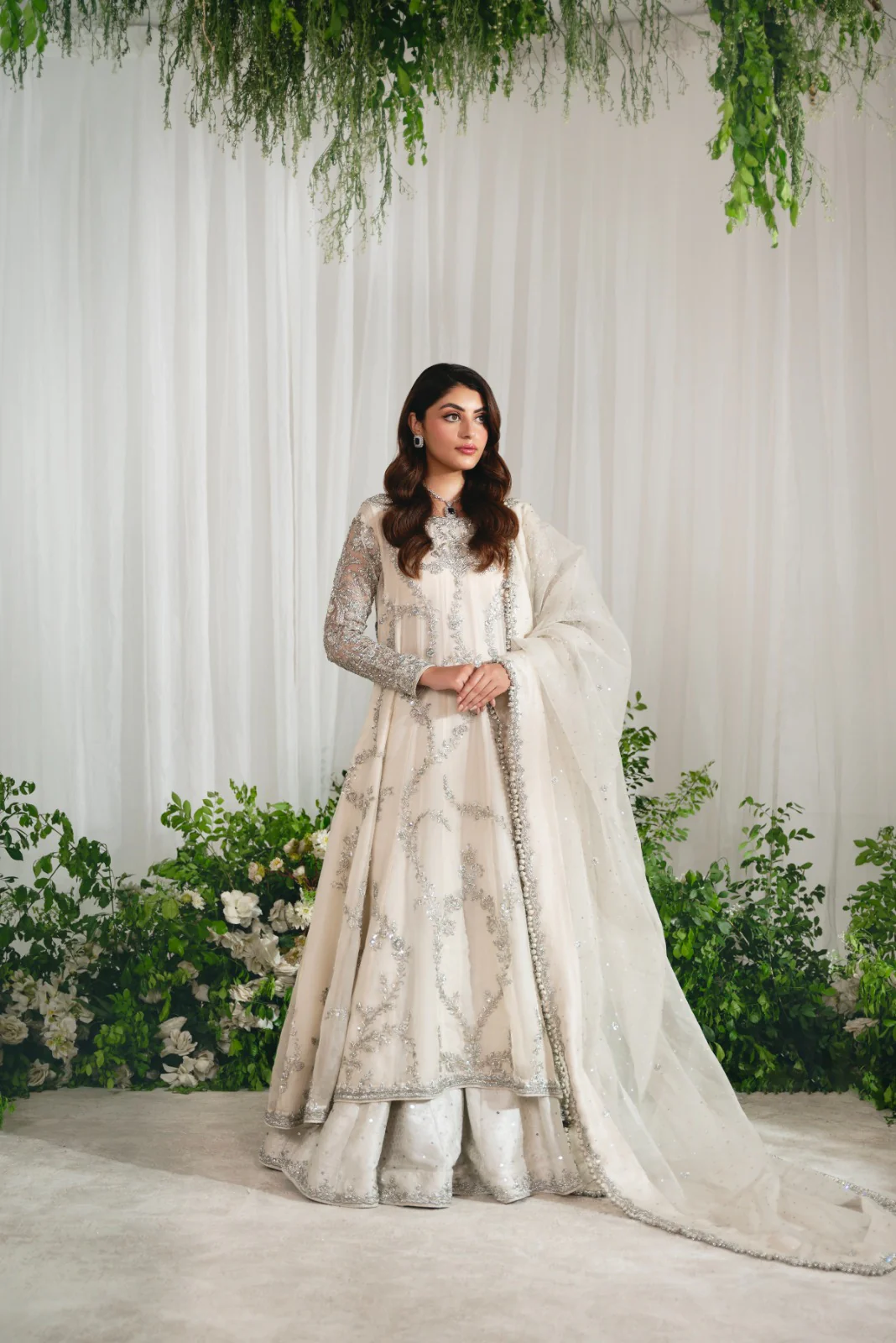 Ivory Rashmeen Silver - Image 2