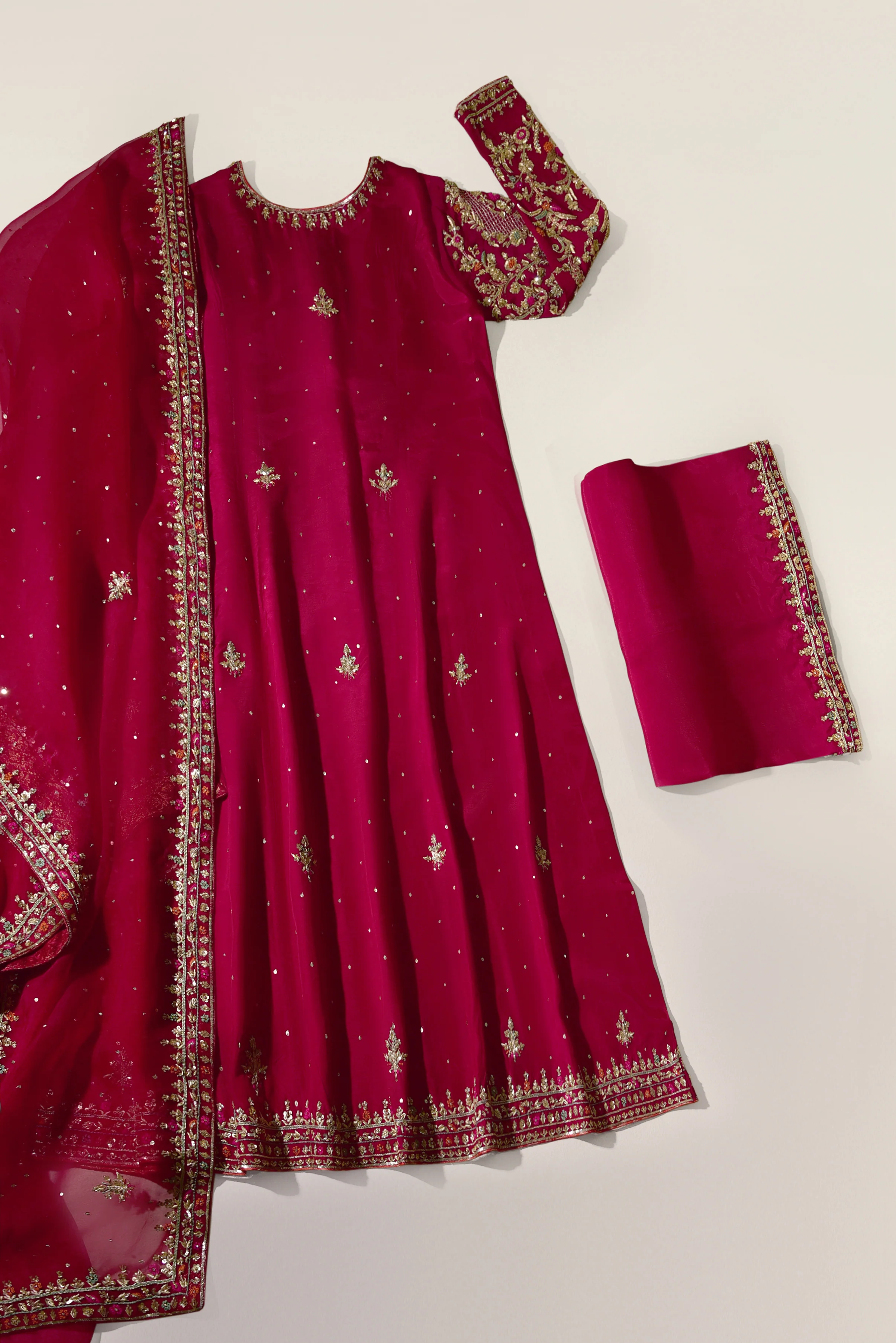 Khushi Magenta - Image 4