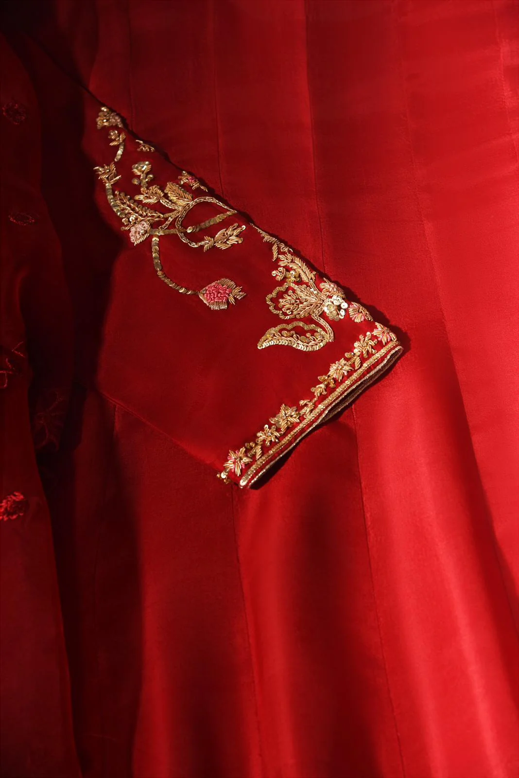 Lulu Maroon - Image 2