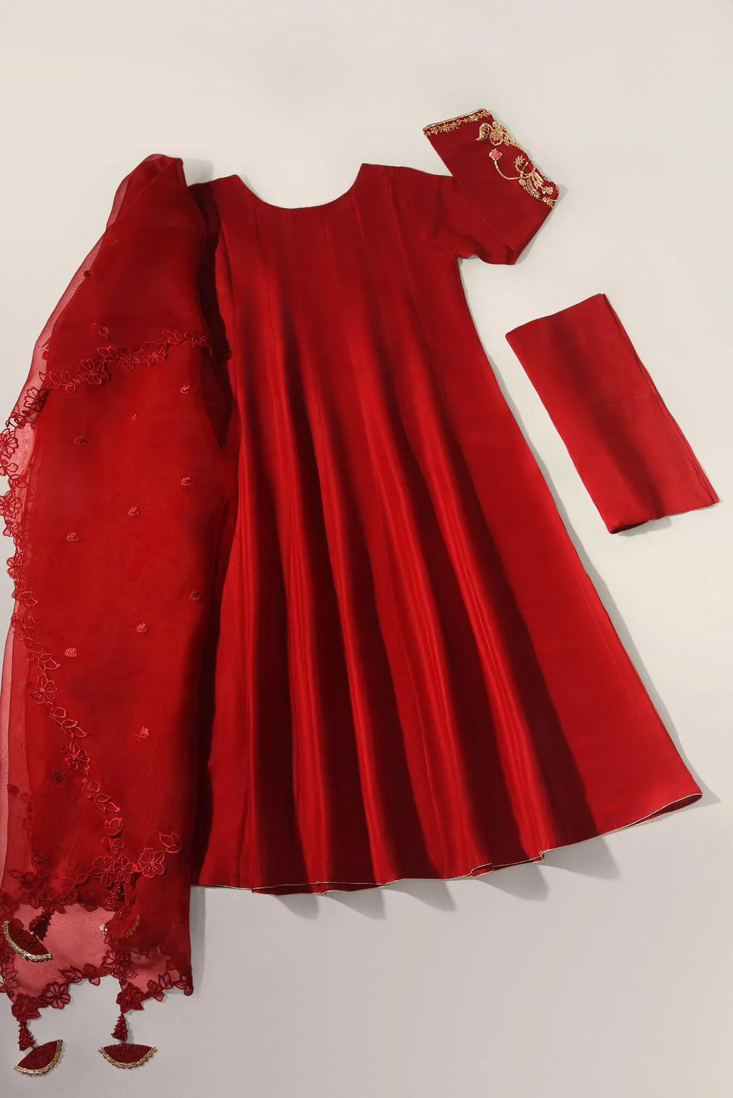 Lulu Maroon - Image 3