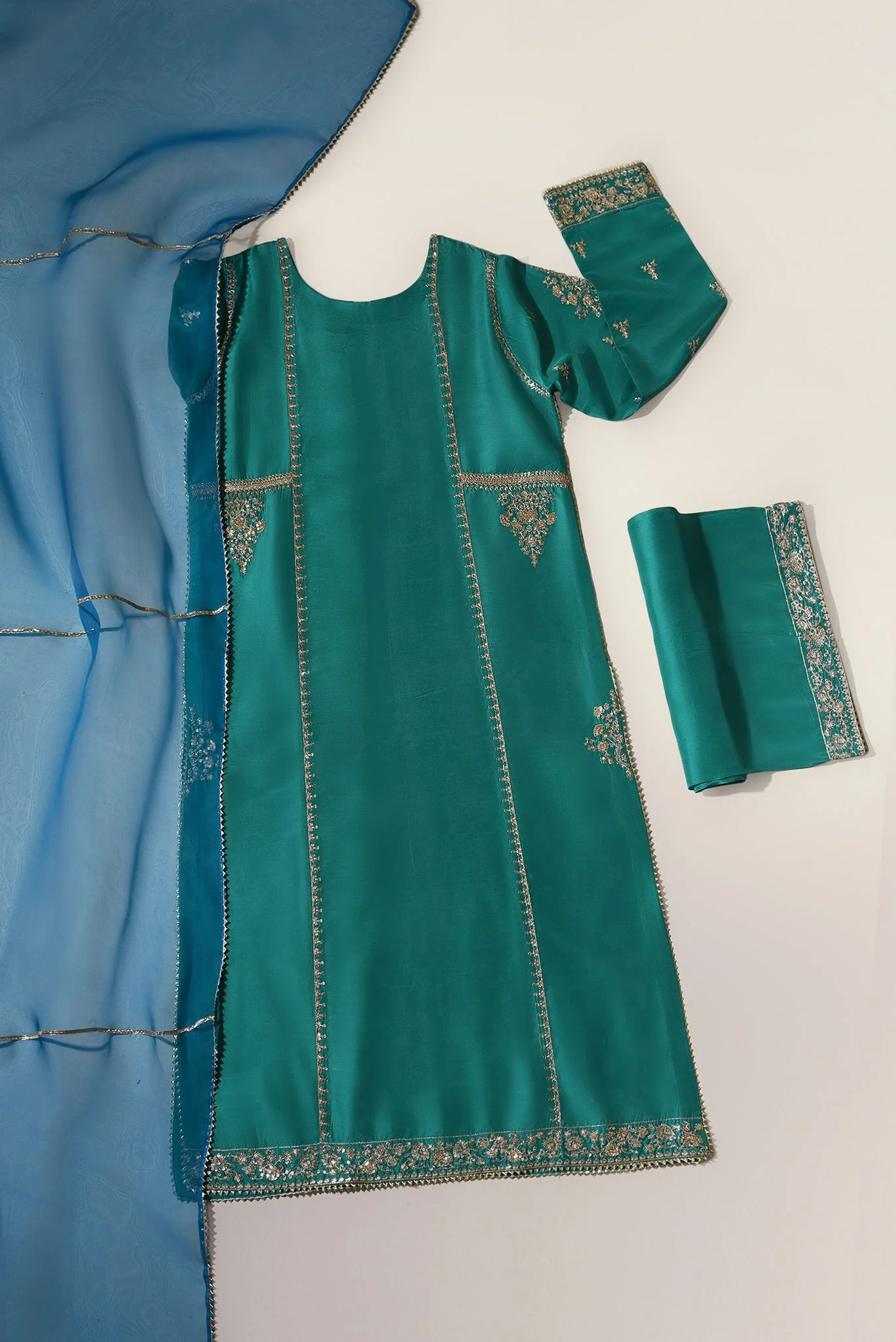 Mahnoor Green Zari - Image 2