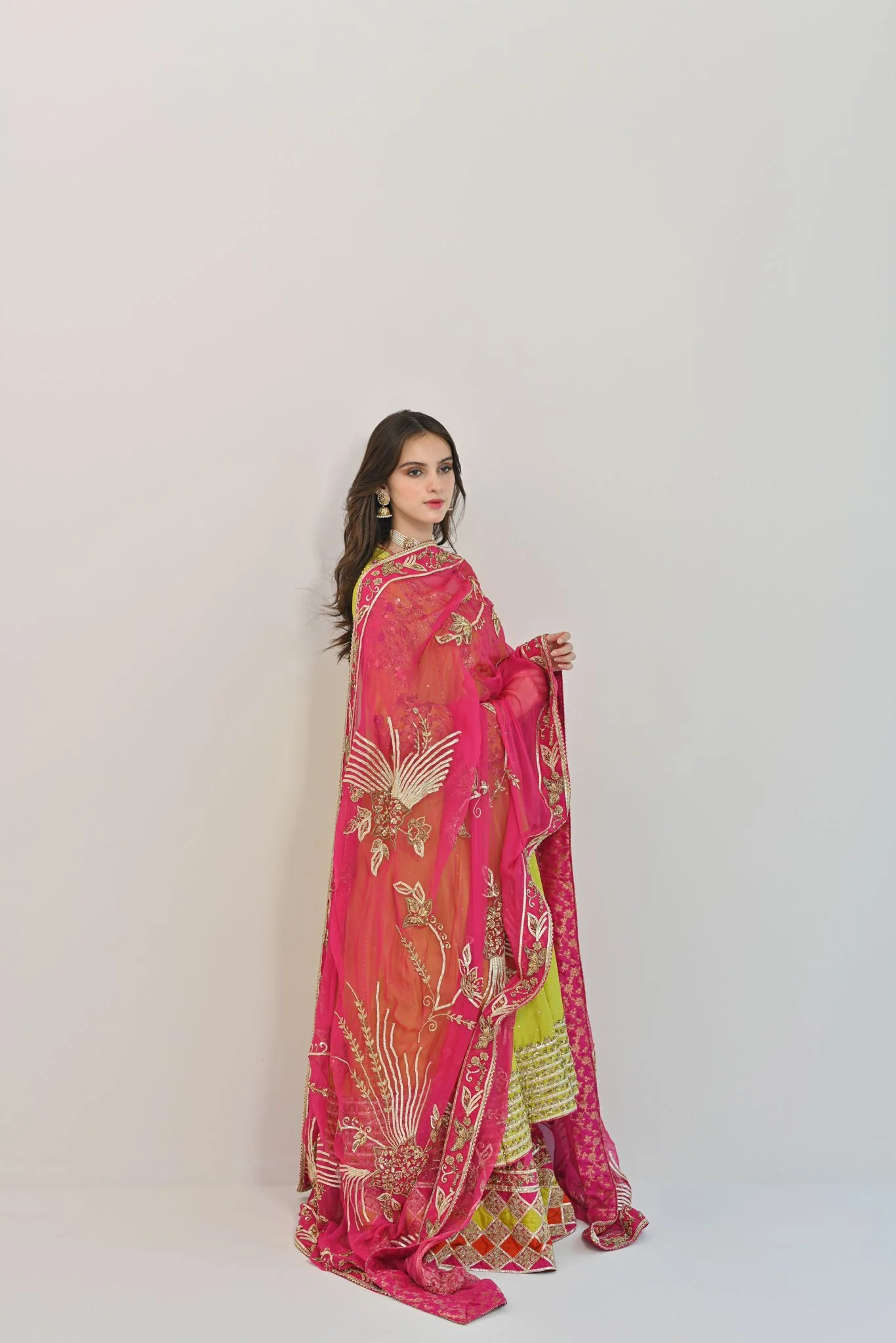 Mahnoor Mehndi Bridal - Image 8