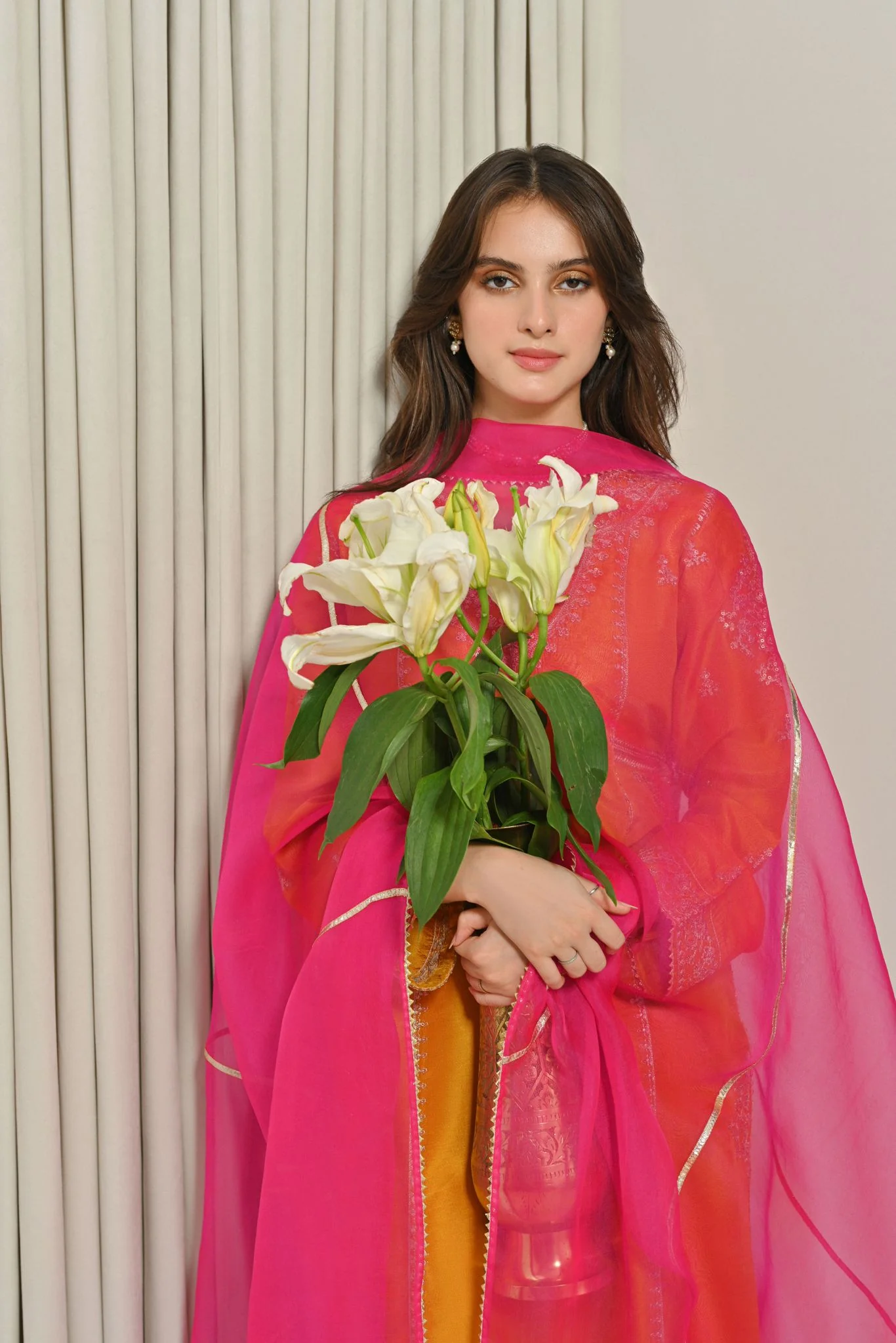 Mahnoor Yellow Zari - Image 7