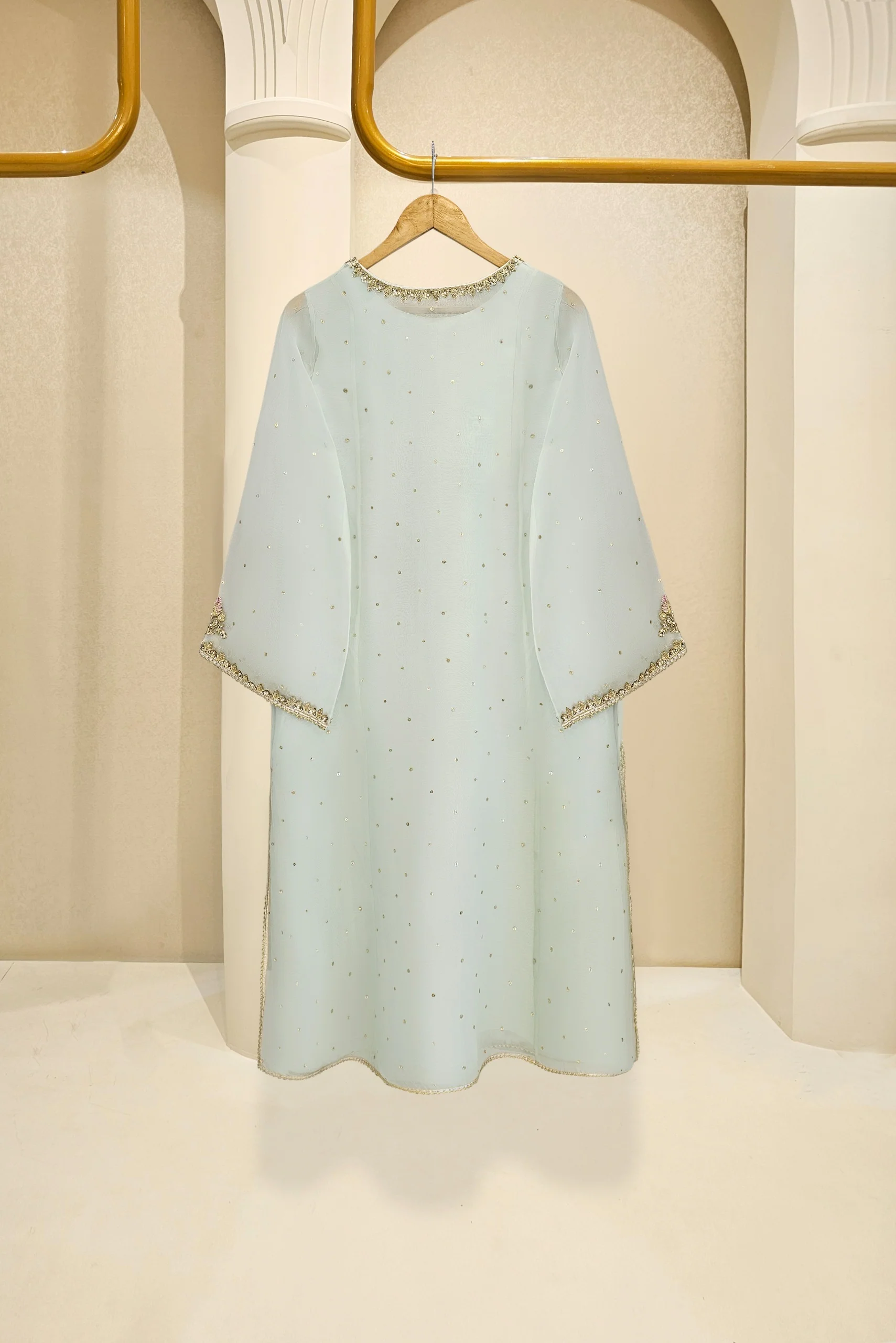 Maina - Image 5