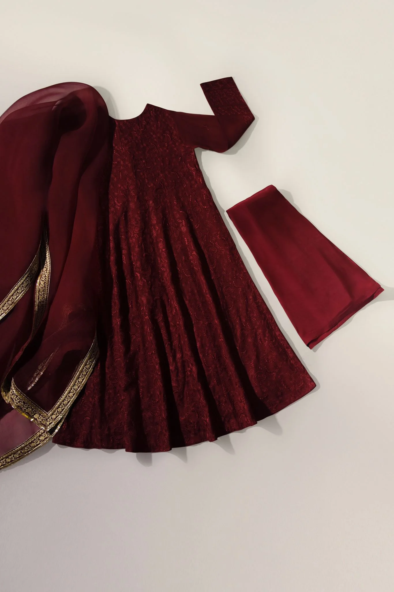 Maroon Embroidered Pishwas - Image 2