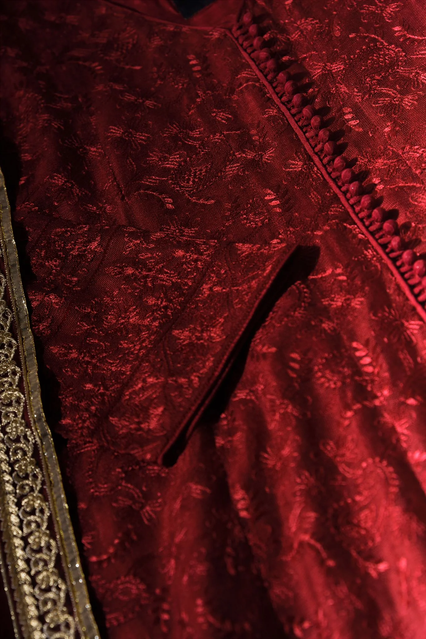 Maroon Embroidered Pishwas - Image 3