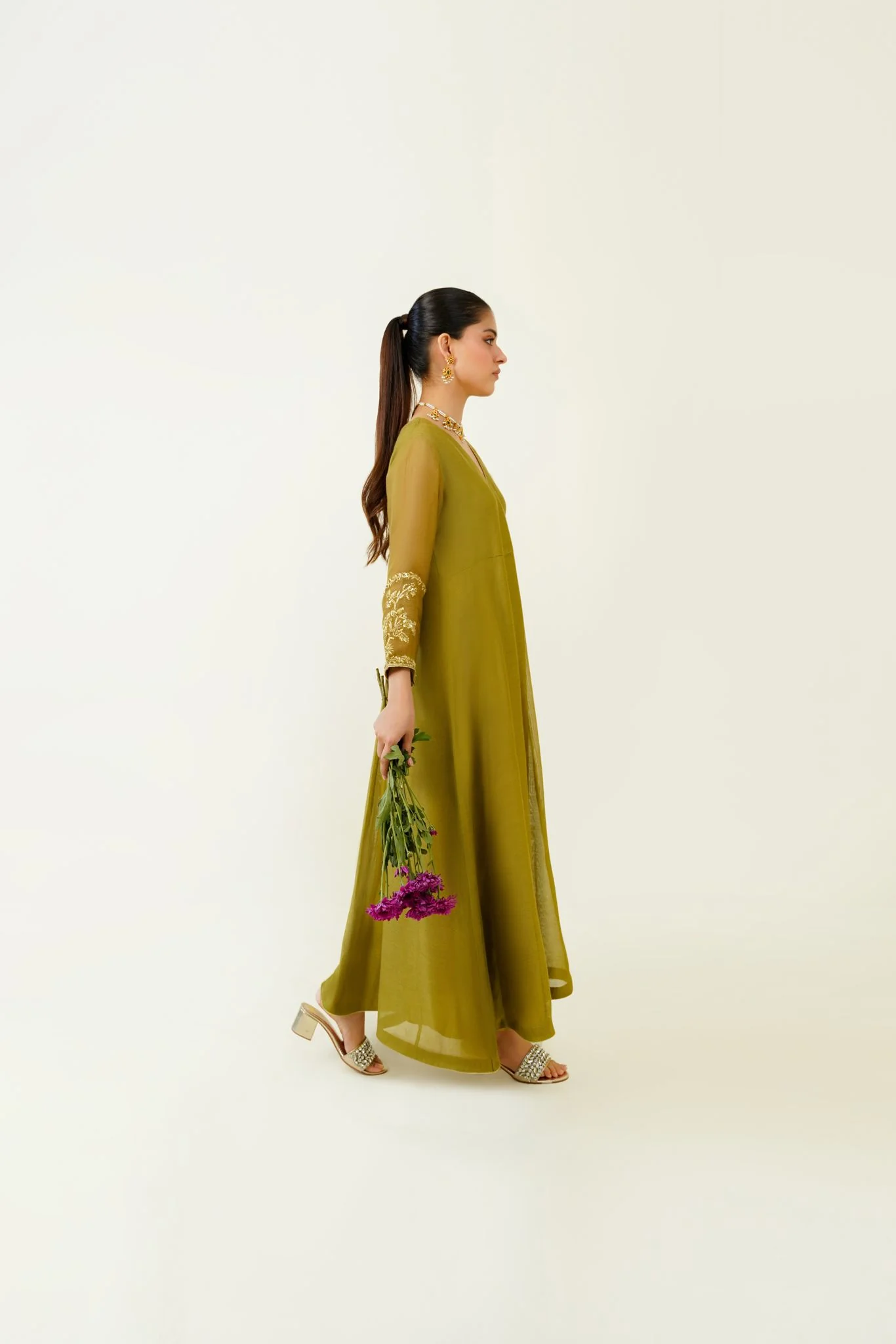 Mehndi Gotah - Image 2