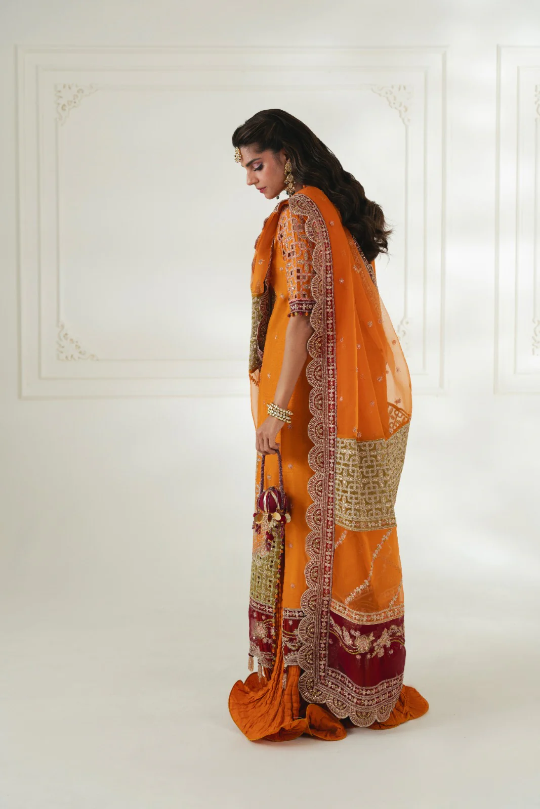 Mehndi Naaz - Image 6