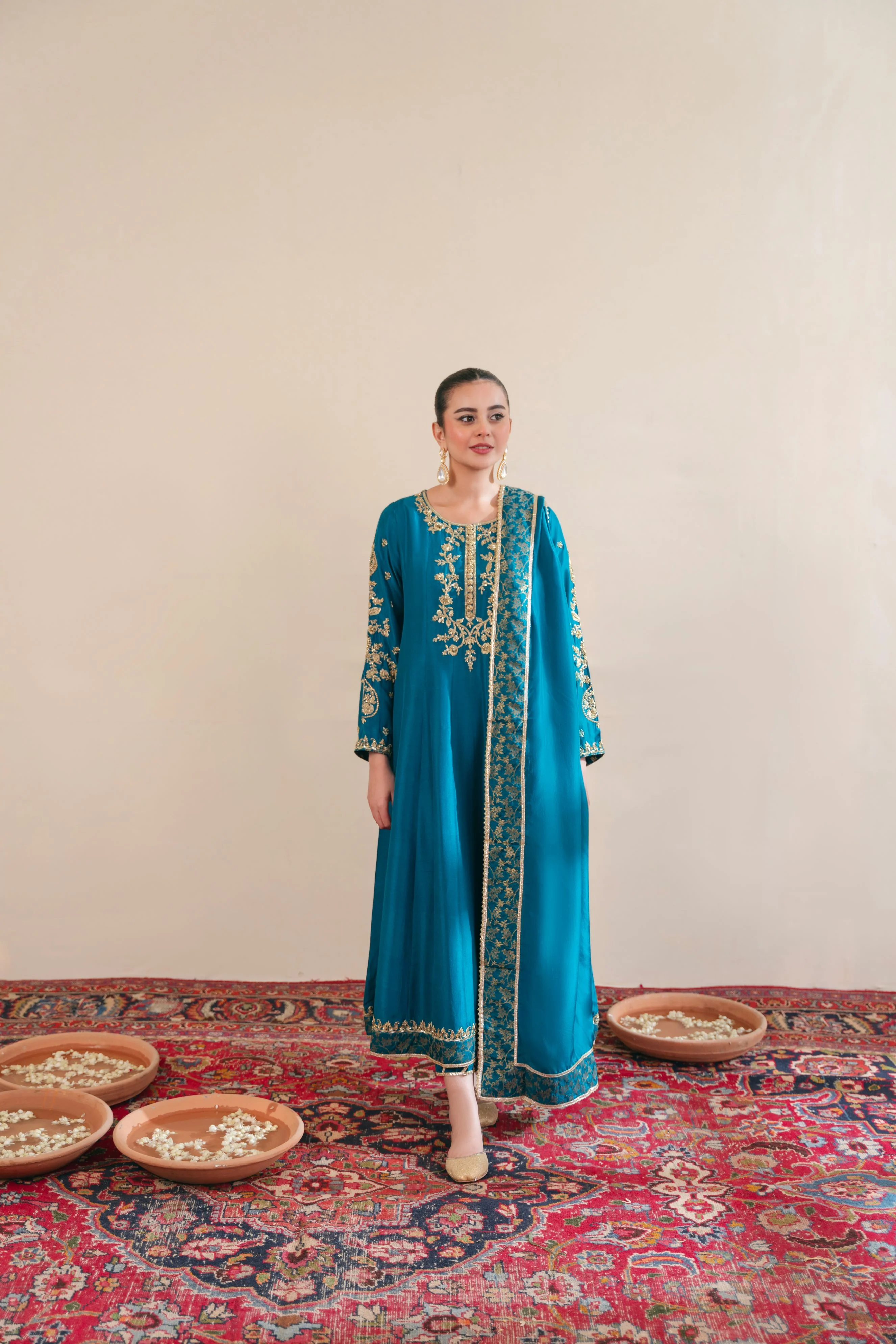 Mehru Teal