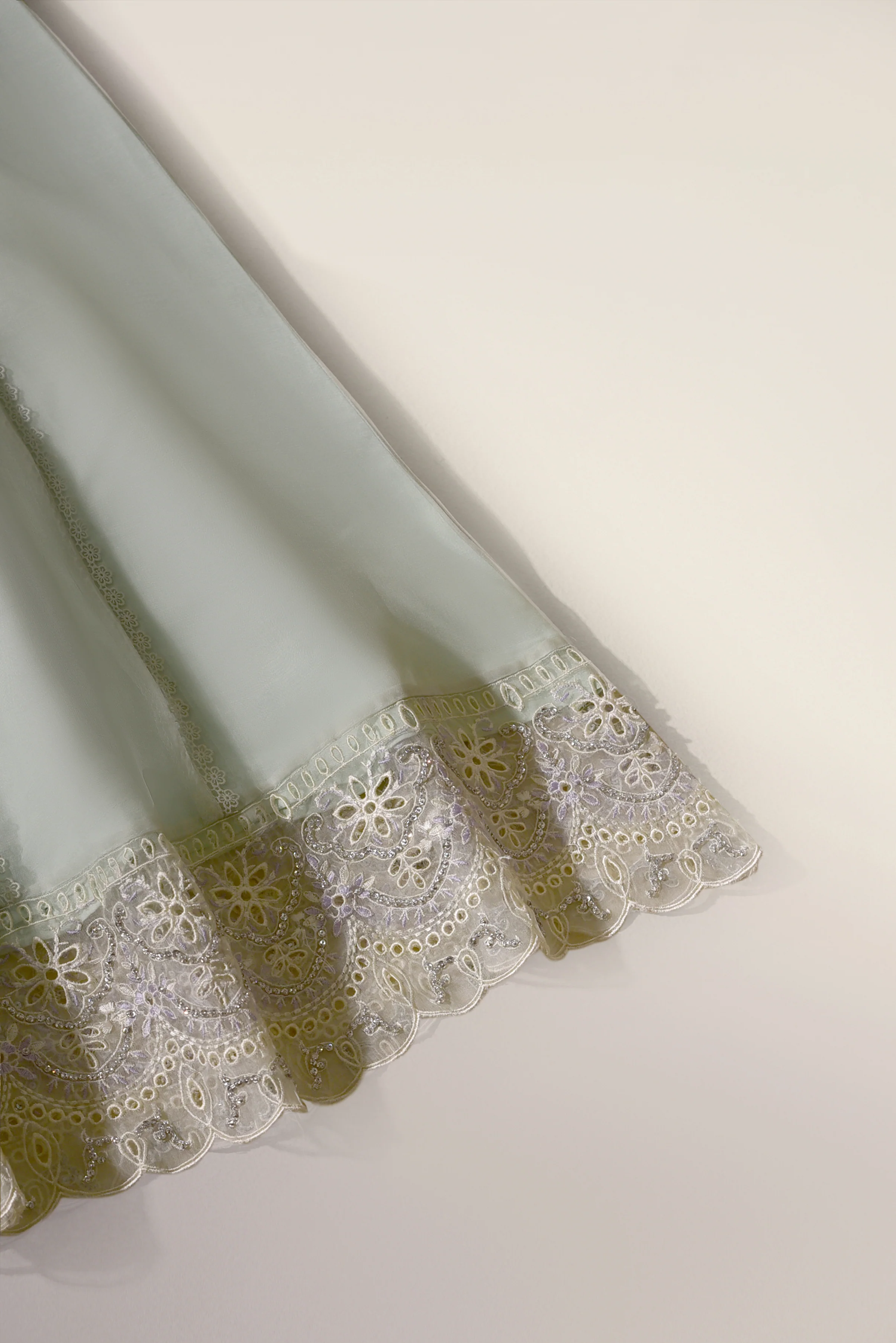 Mint Hues - Image 3