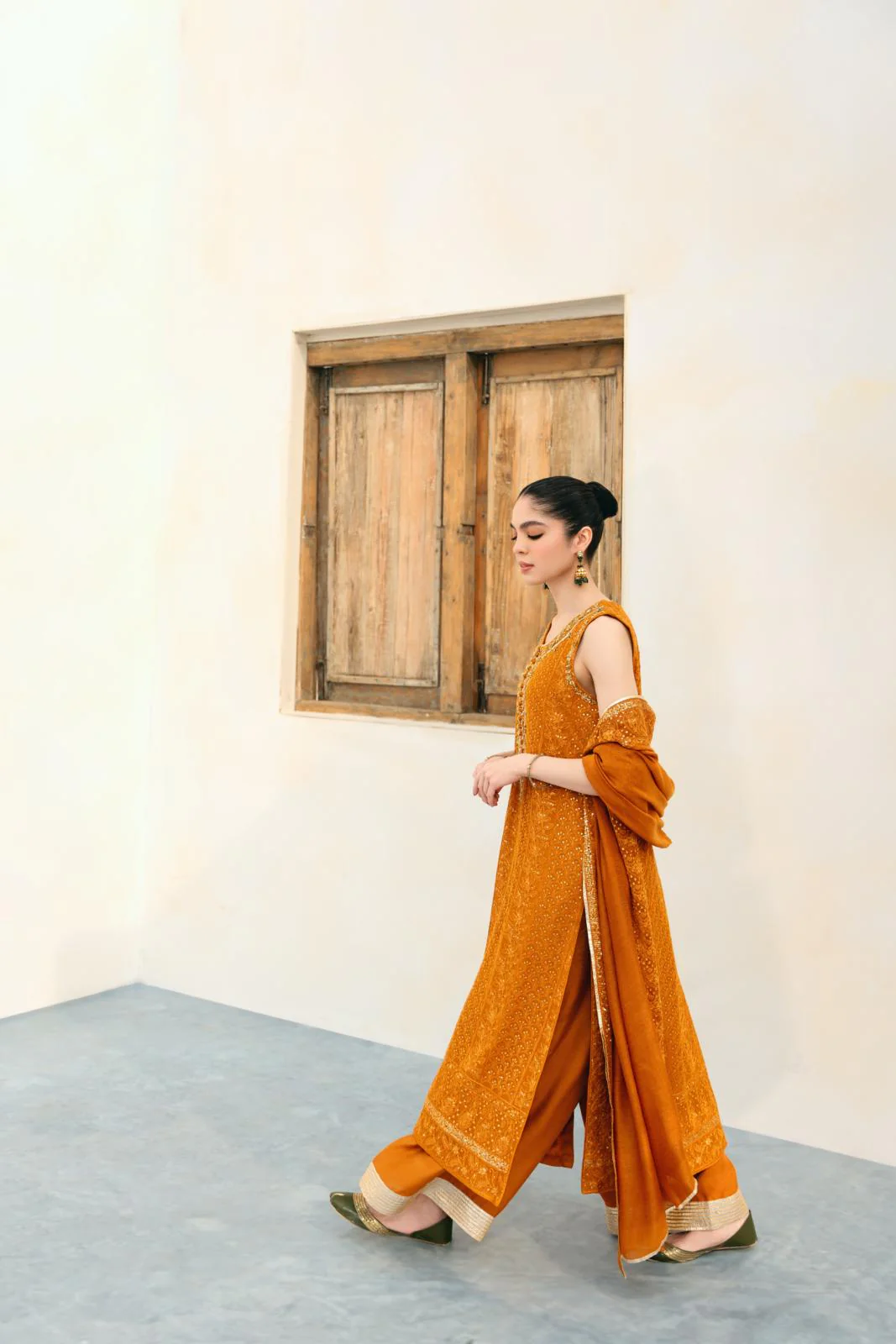 Mustard Chikan - Image 6