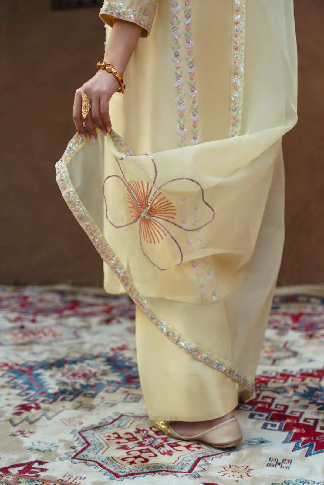 Nagar Bano - Image 5