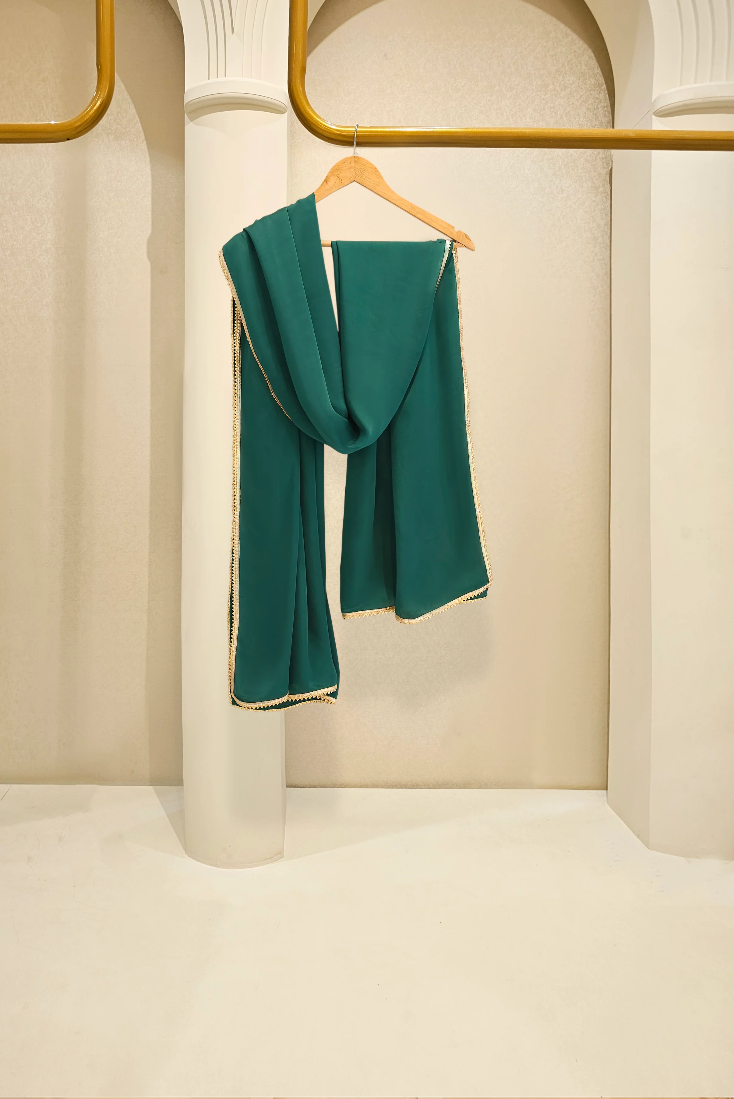 Naghma Emerald - Image 4