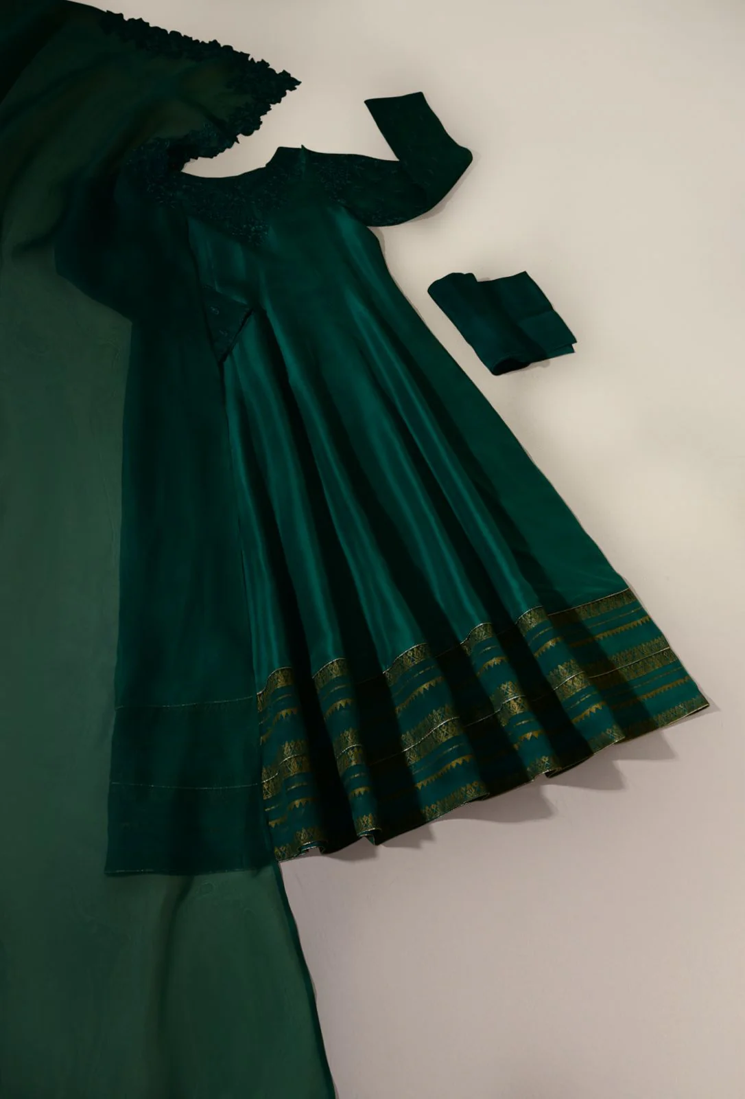 Nighaar Poison Green