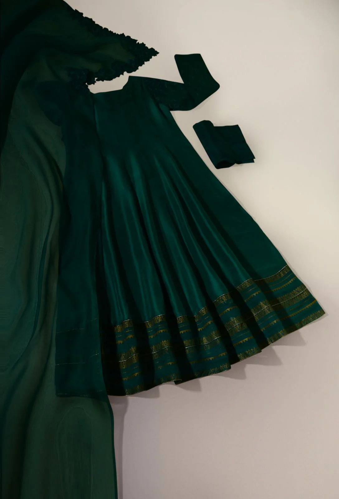 Nighaar Poison Green - Image 4
