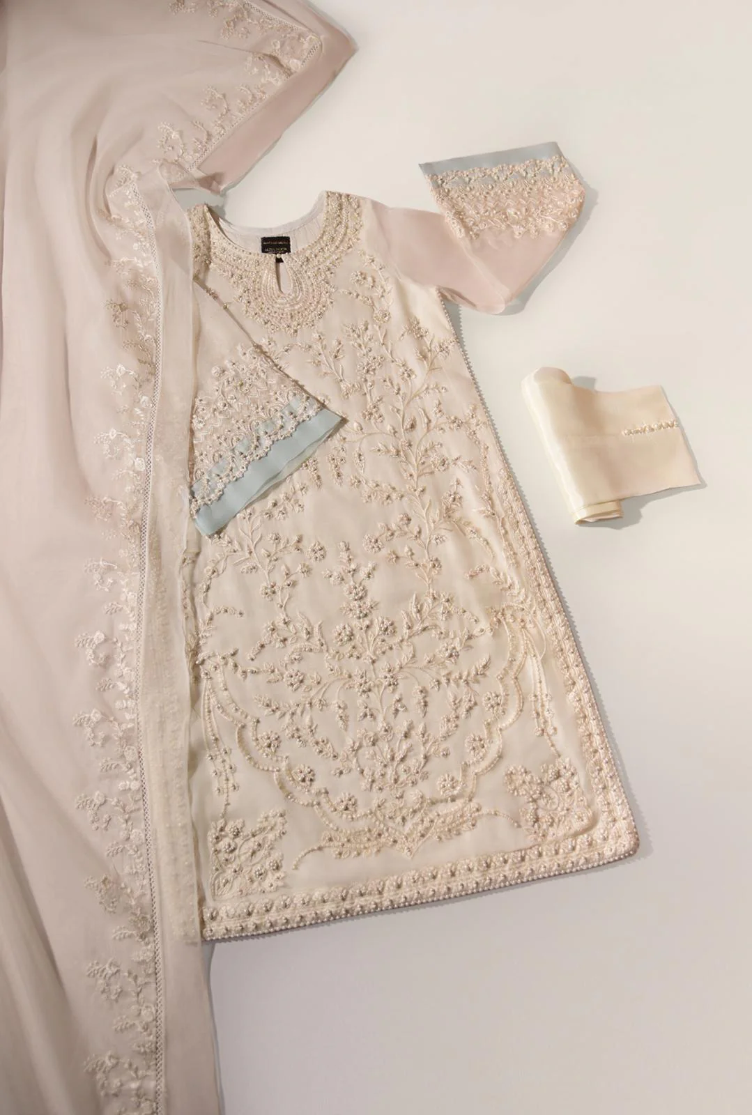 Nilofer Ivory