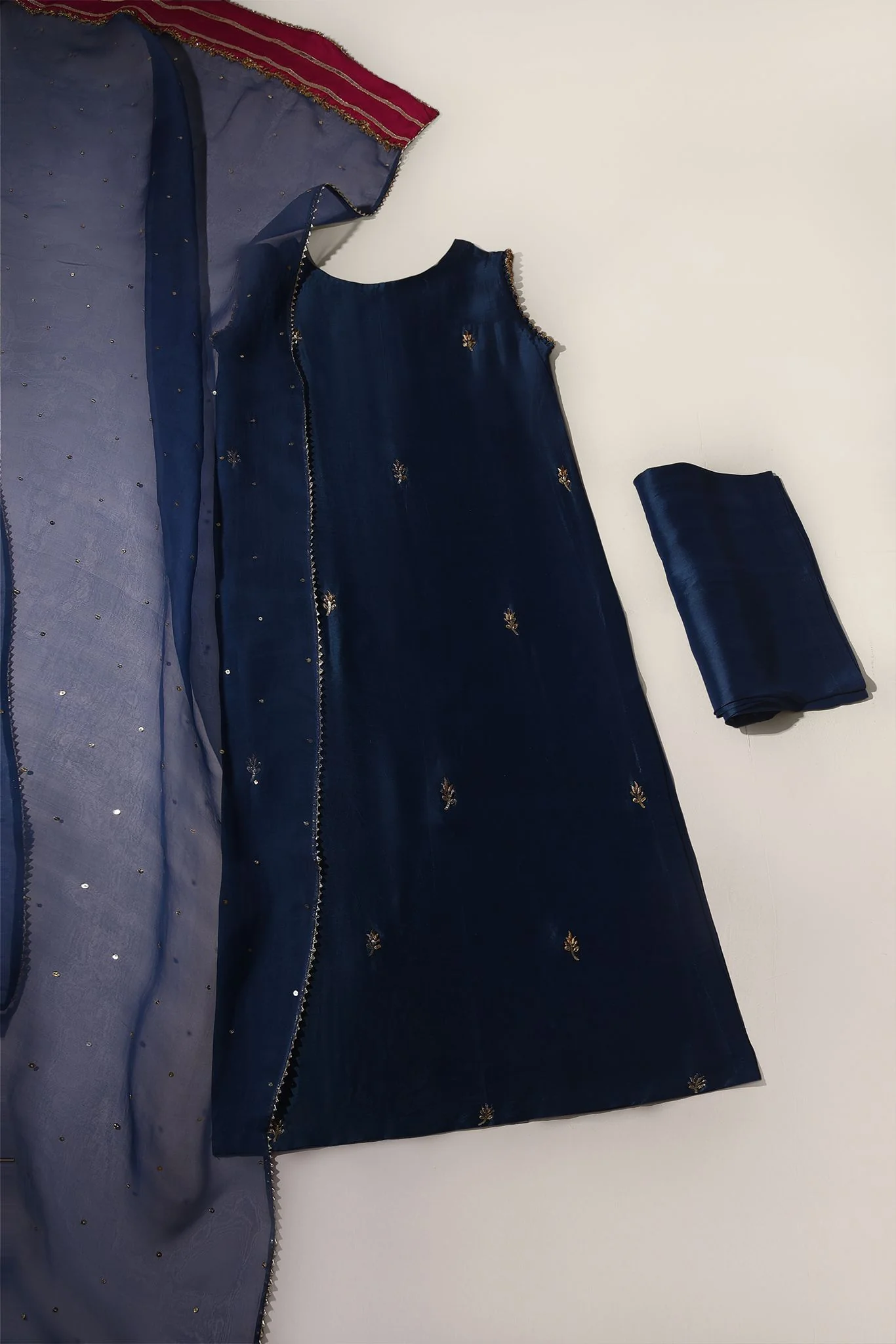 Niru Navy Blue - Image 3
