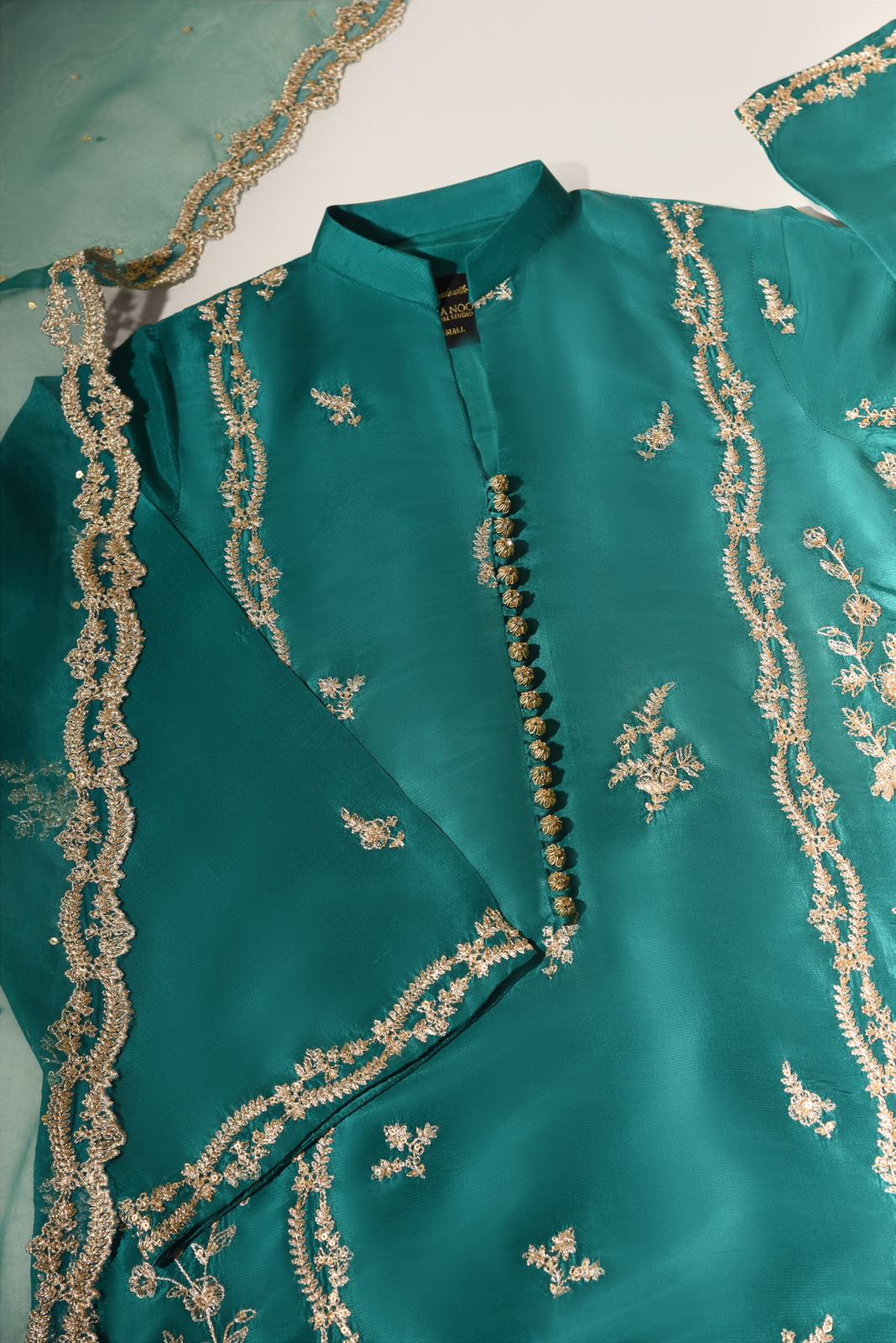 Parisa - Image 2