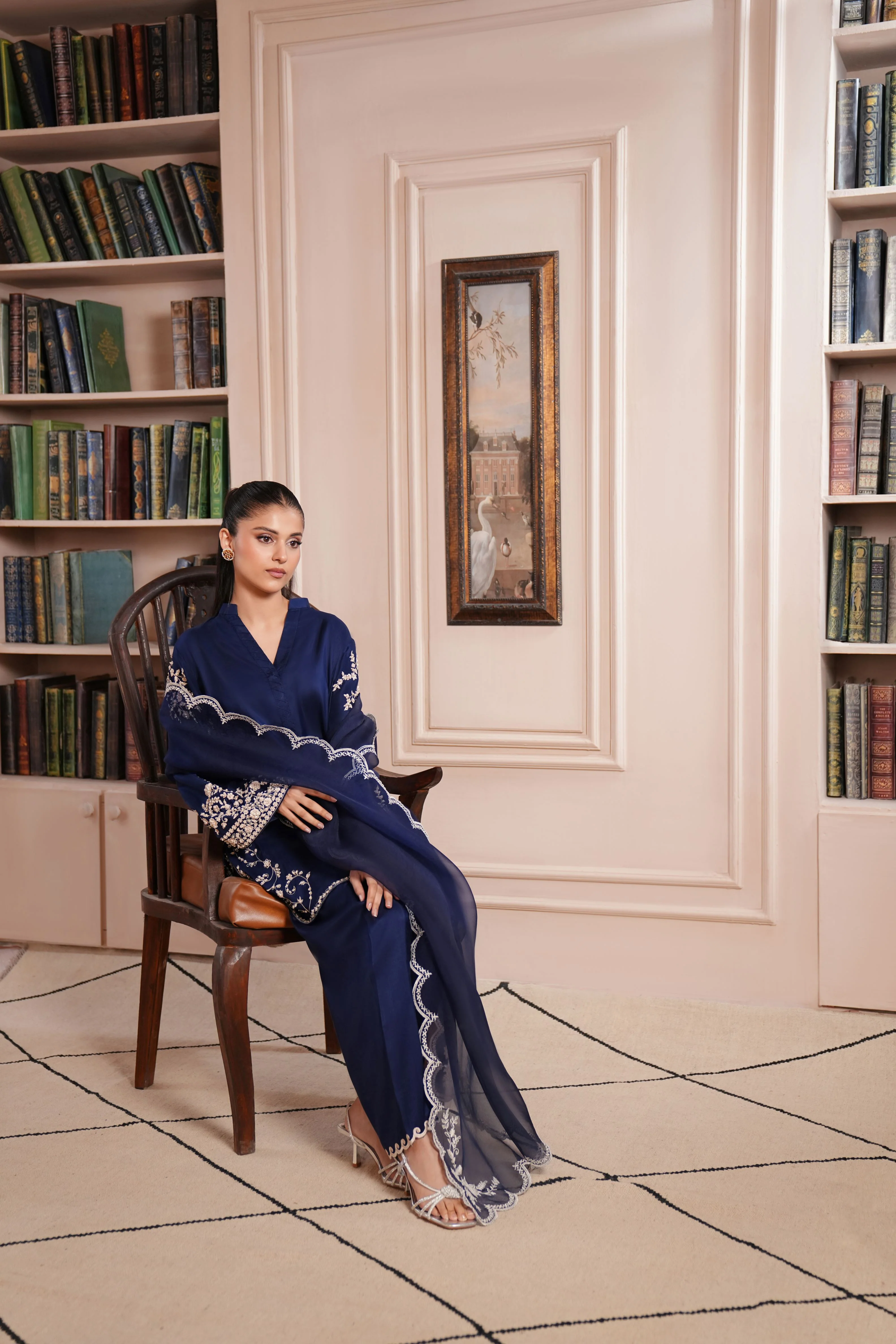 Rana ( navy blue ) - Image 9