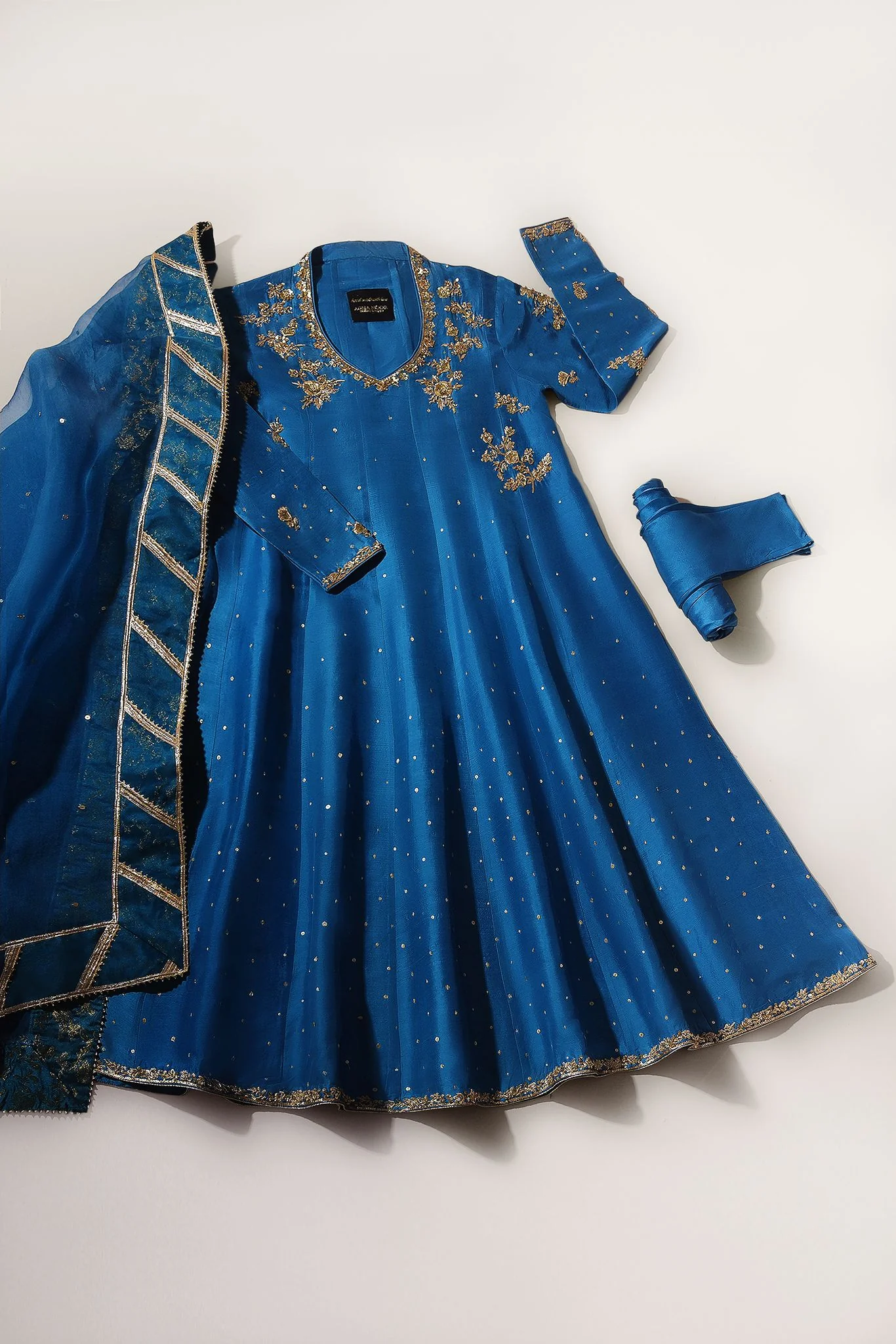 Sapphire Luxe