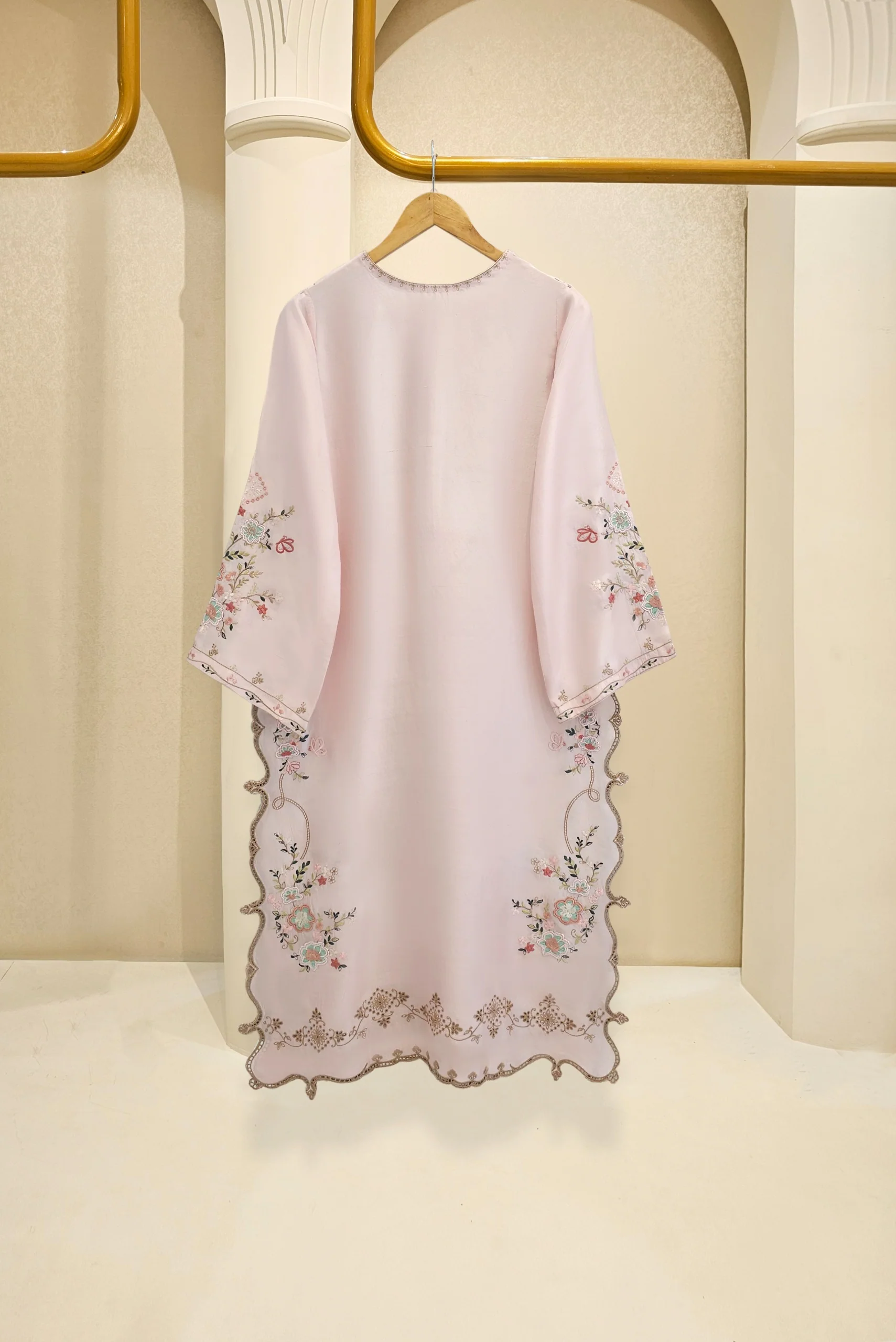 Shameen - Image 5