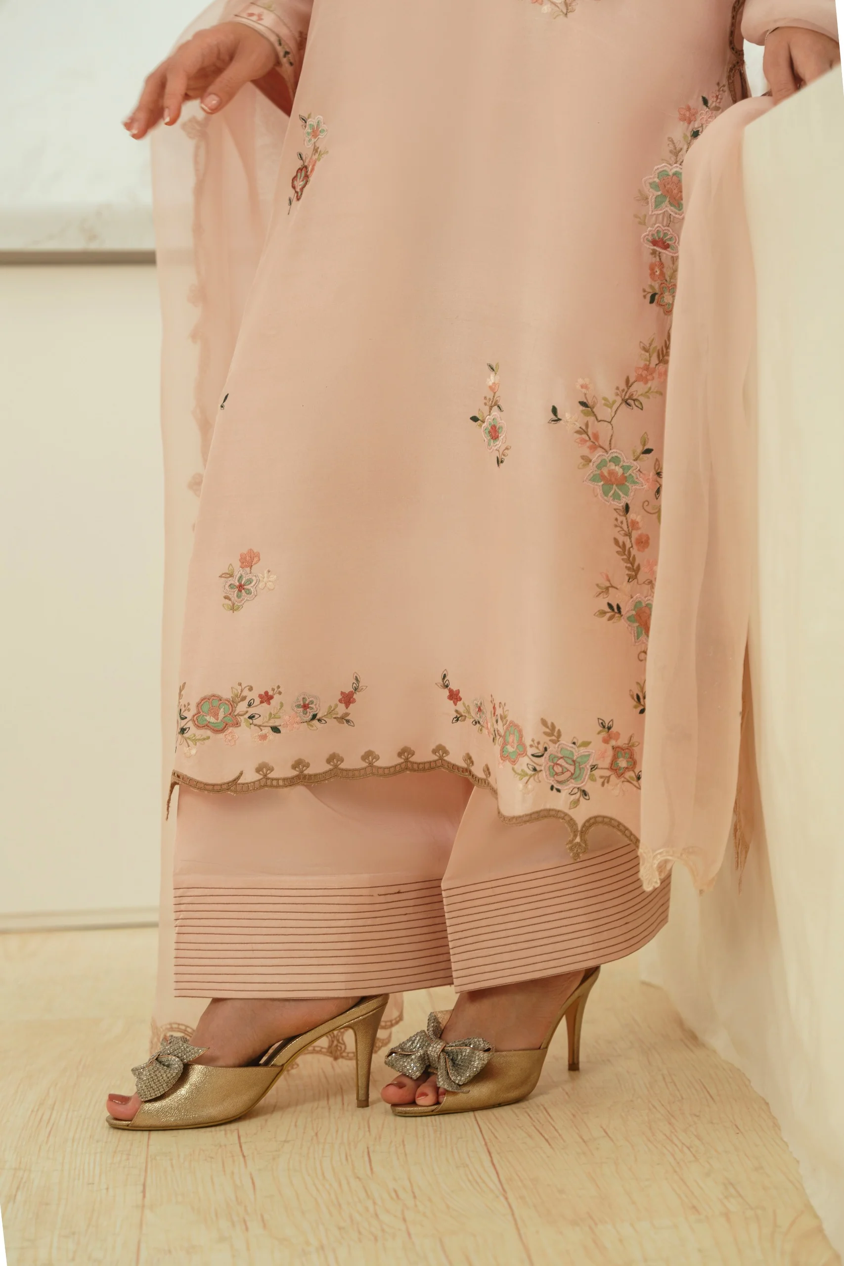 Shameen - Image 3