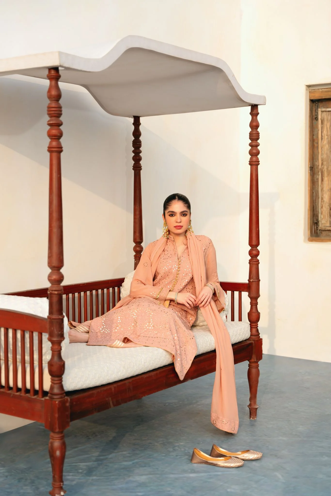 Taupe Chikankari - Image 3