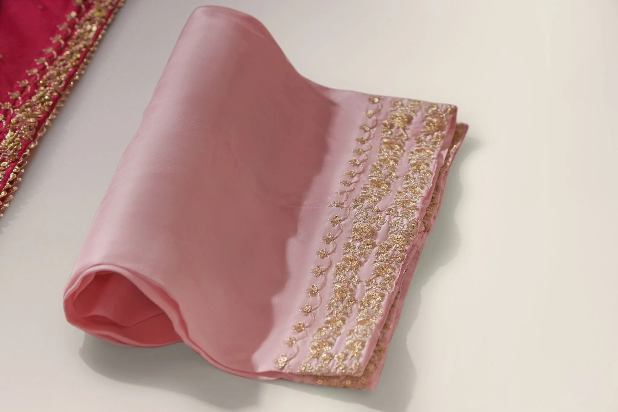 Viva Magenta - Image 2