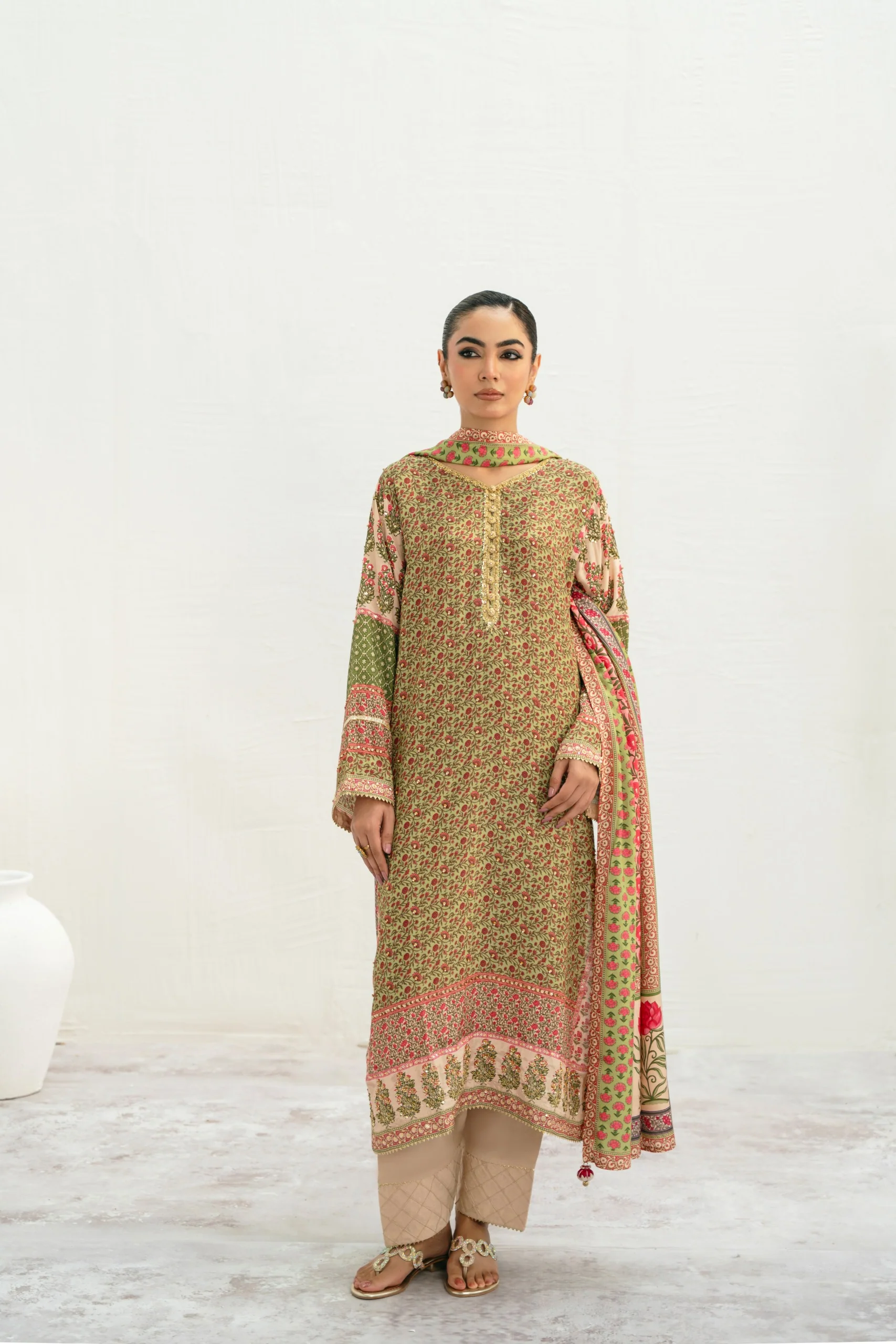 Zarinay - Image 4