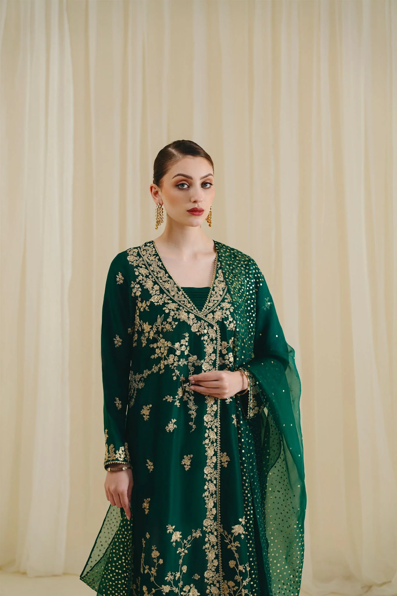 Zarnab - Image 3